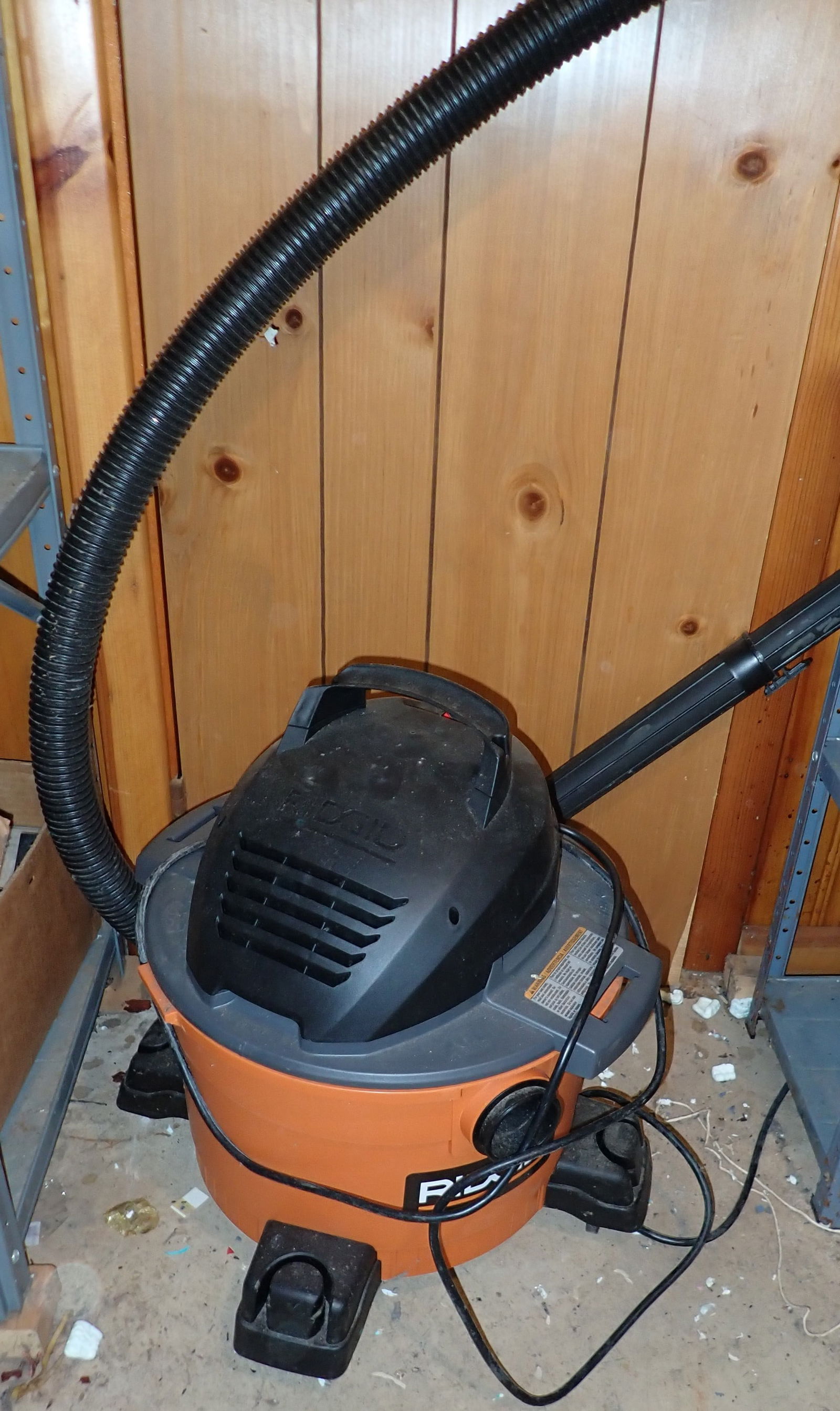 Rigid Shop Vac (1 of 1)