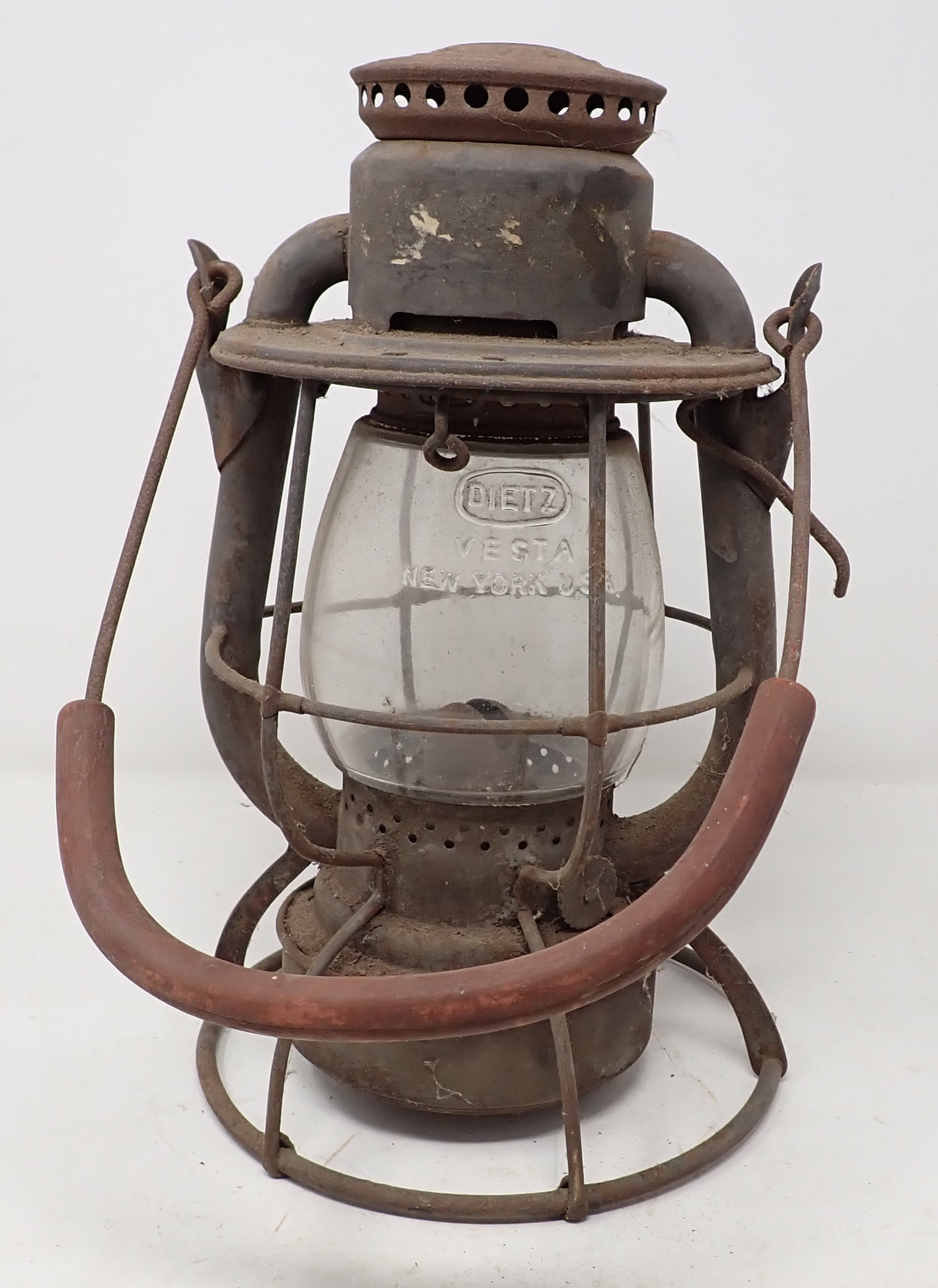 Dietz B&L.E Railroad Lantern: Approx 11" tall
