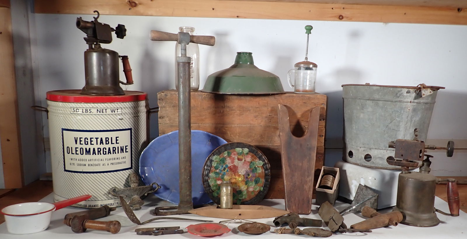 Wood Crate Air Pump Boot Jack & Misc (1 of 13)