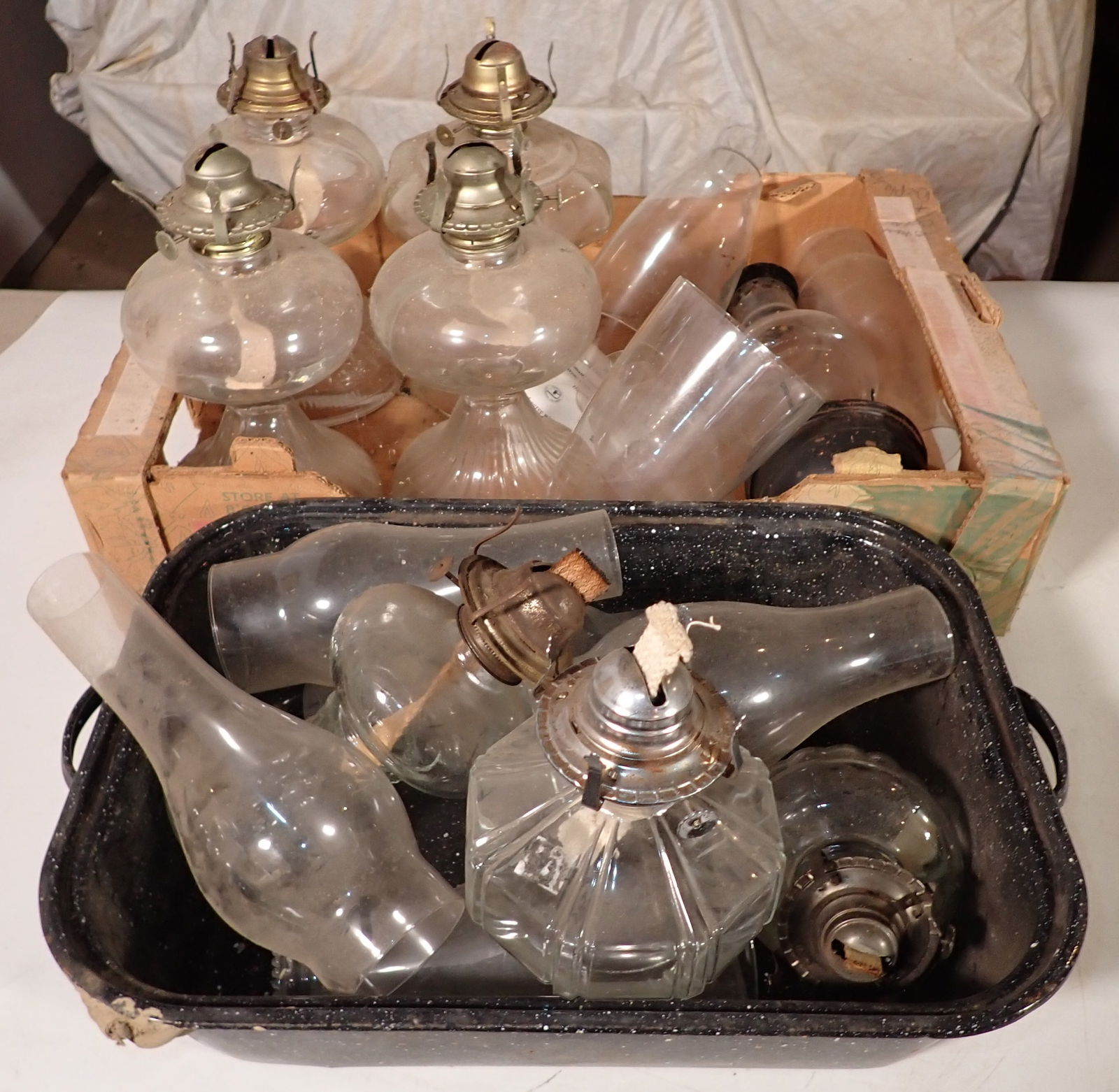Oil Lamps & Chimneys (1 of 2)