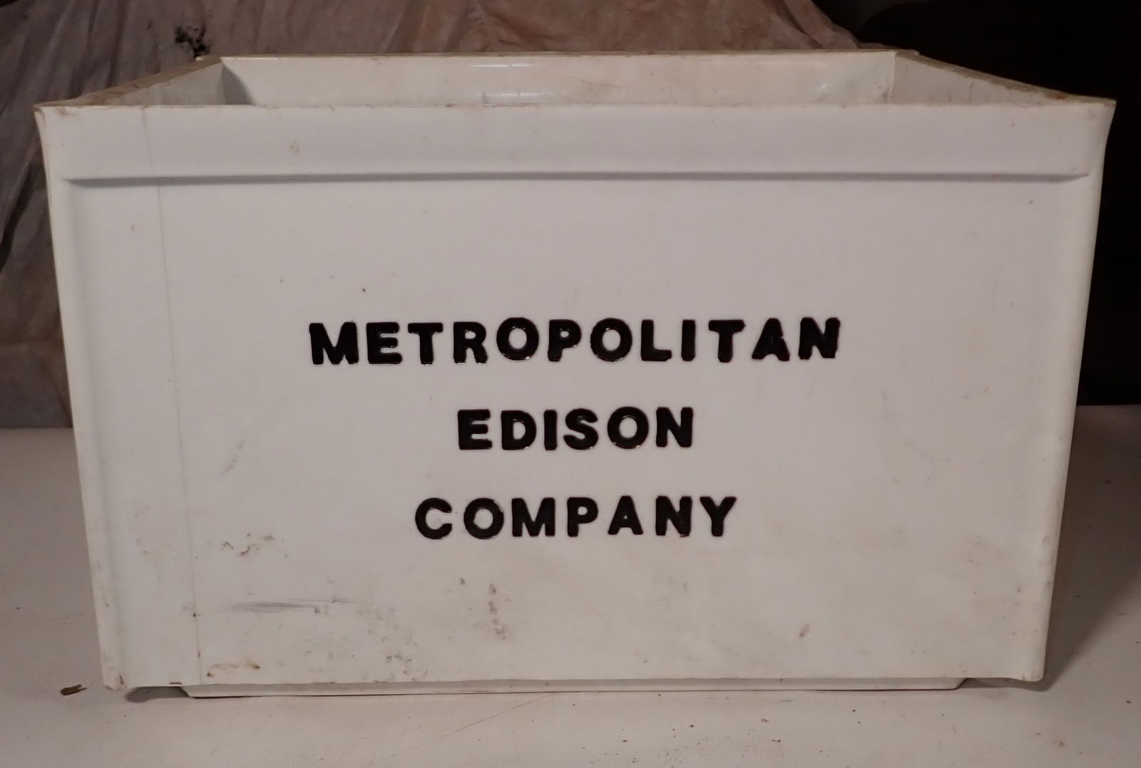 Metropolitan Edison Co Crate (1 of 2)