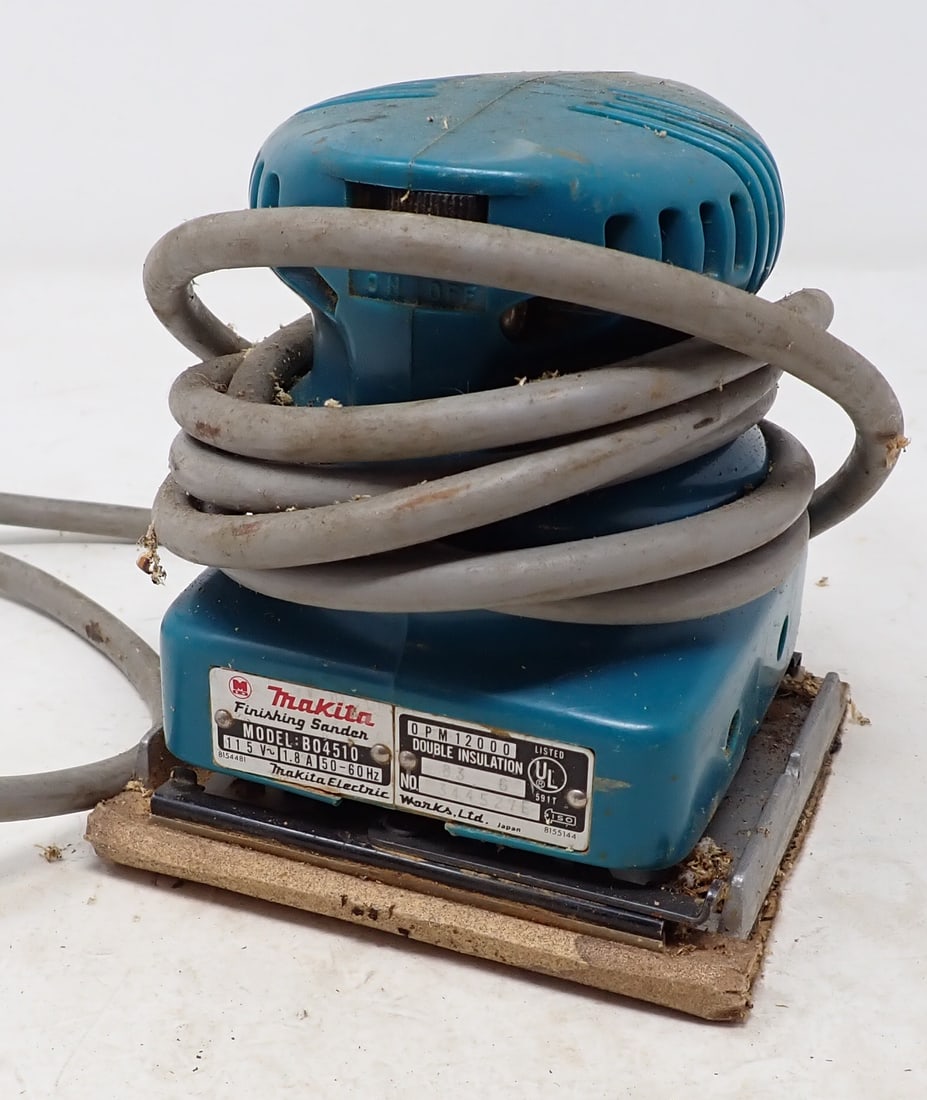 Makita BO4510 Sander: Sander