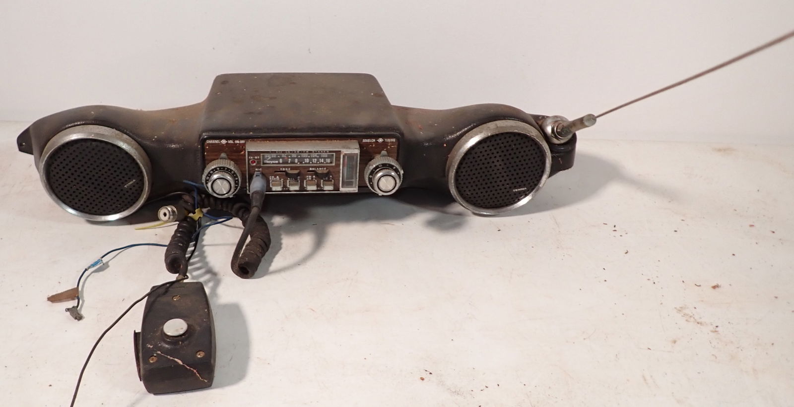 Royce Motorcycle CB Radio (1 of 3)