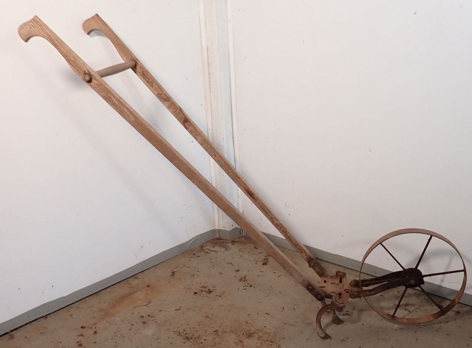 Planet Jr. Walk Behind Cultivator (1 of 4)