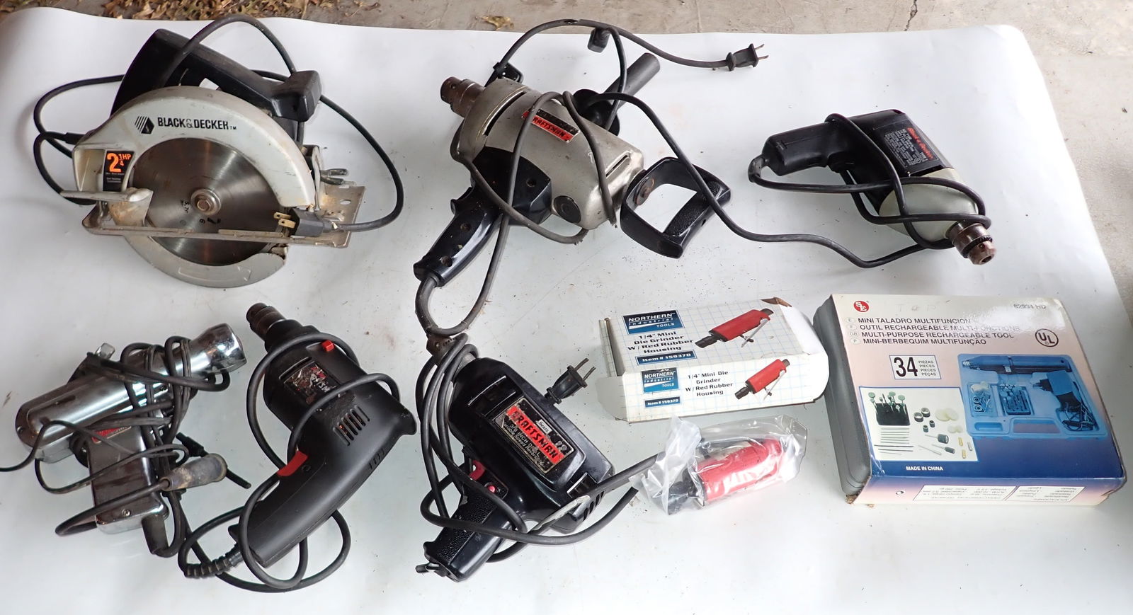 Drills Circular Saws Mini Die Grinders Power Tools (1 of 4)