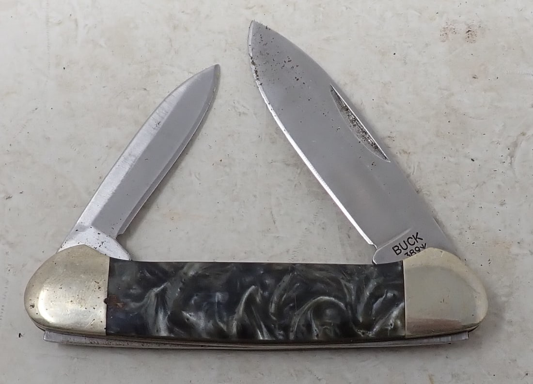 Buck Canoe 2 Blade 389 Pocket Knife (1 of 3)