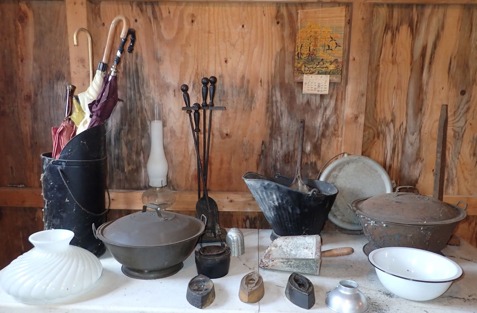 Coal Bucket Lead Pot Fireplace Tools & Misc (1 of 6)