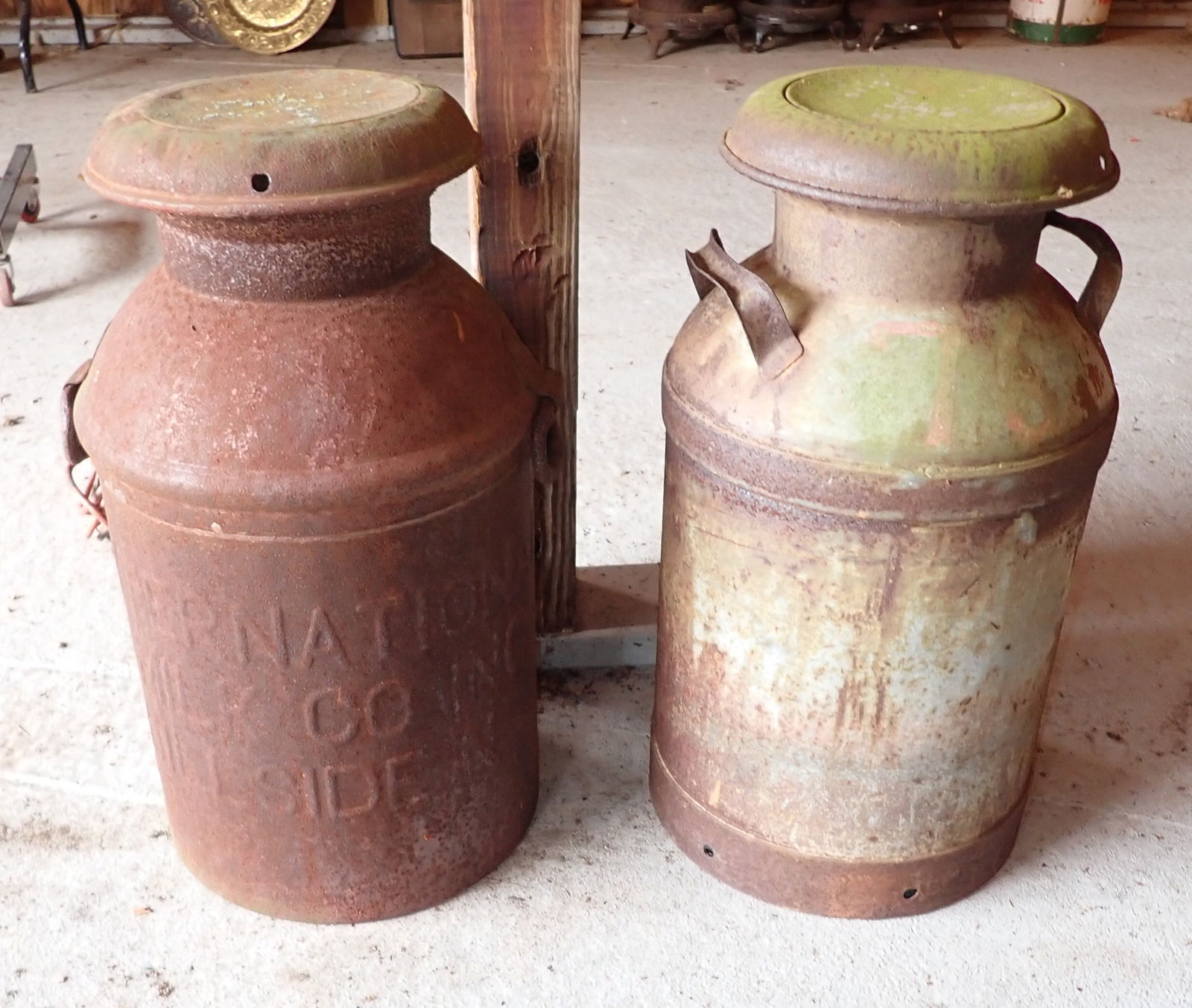 2 Milk Cans (1 of 4)