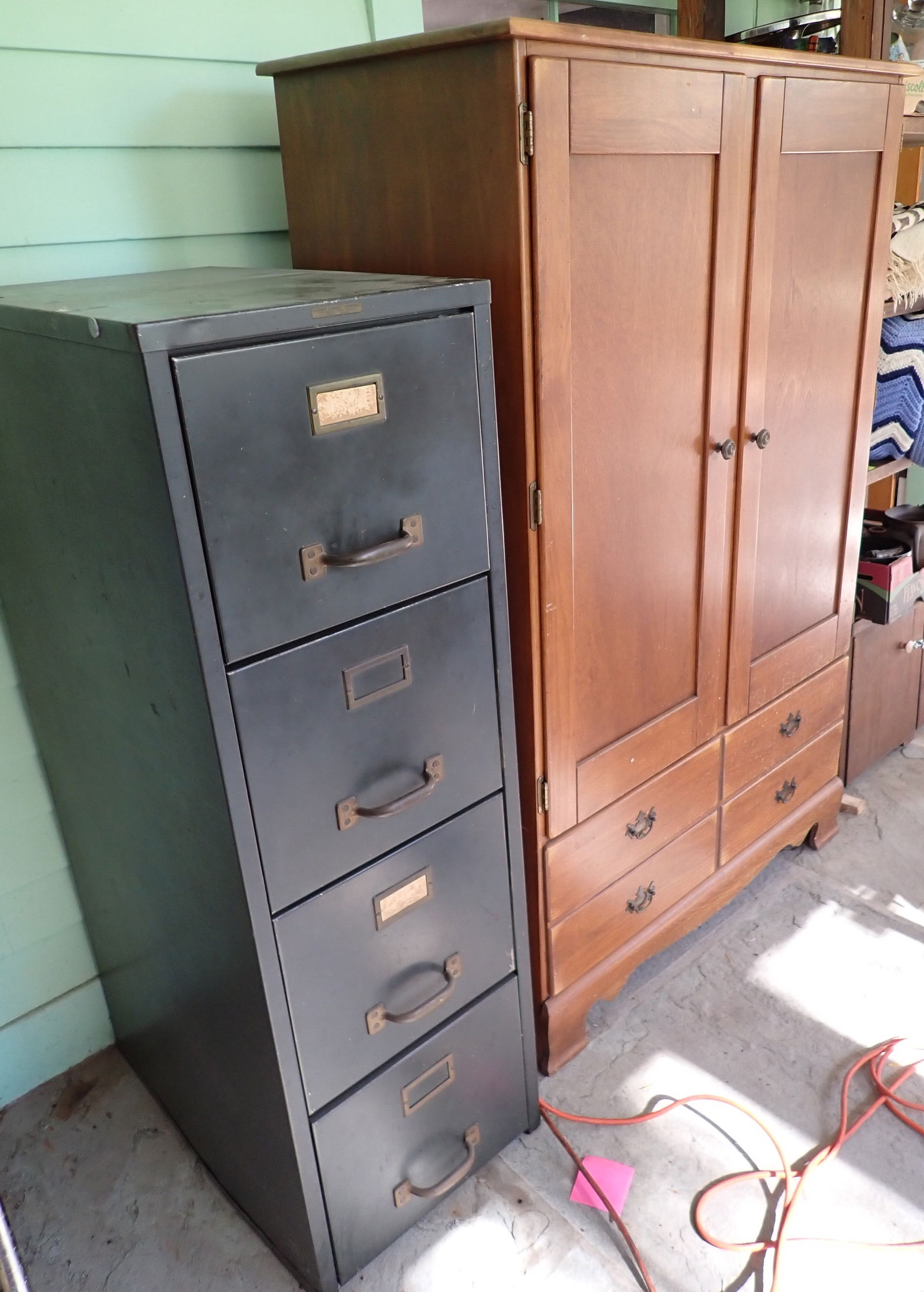 Wardrobe & Hobart Filing Auction