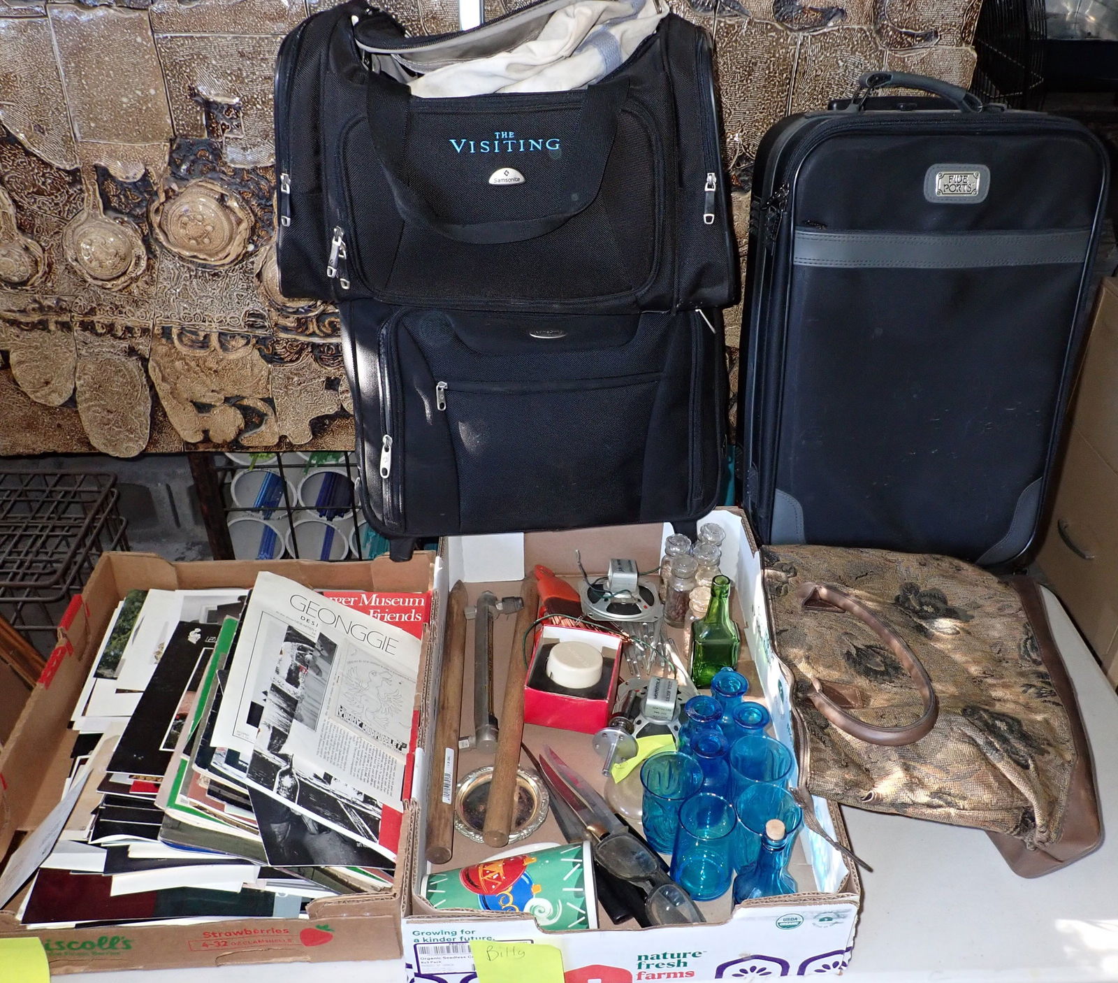 Sculpture Ephemora Suitcases & Misc (1 of 9)