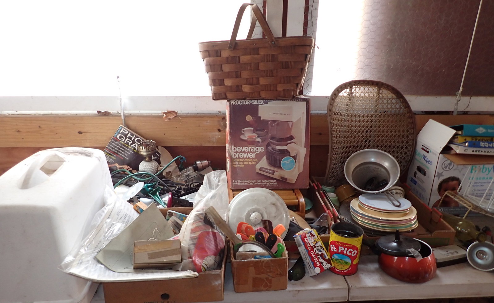 Table Contents: Must take all & NO SHIPPING !