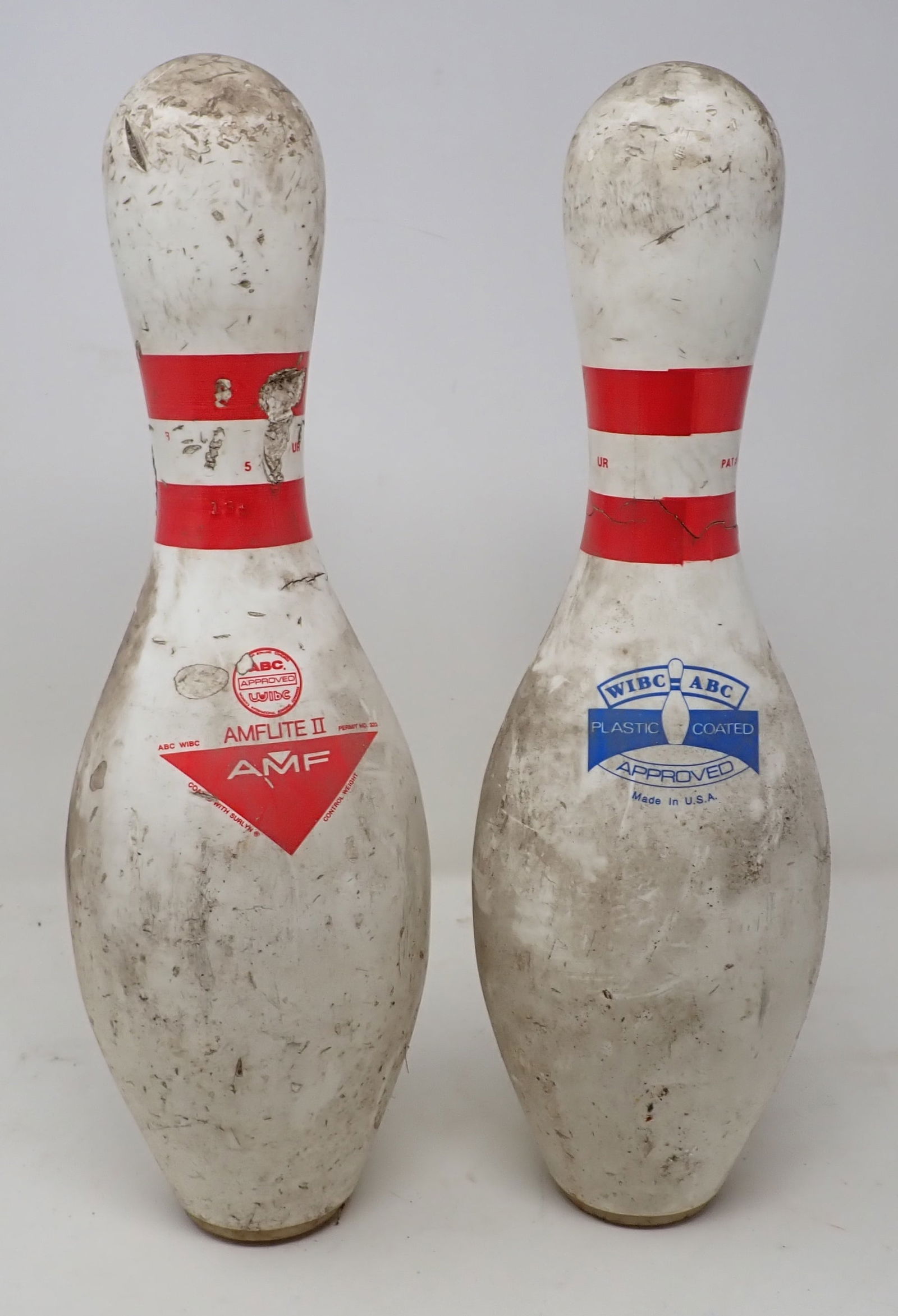 2 AMF Bowling Pins (1 of 2)