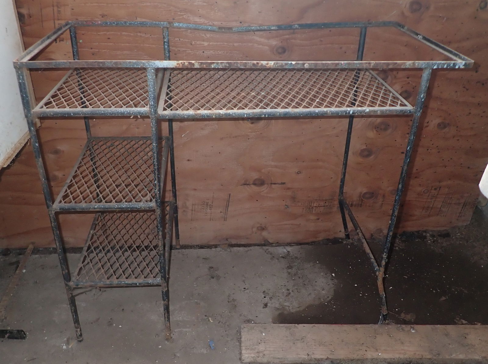 Vintage Metal Plant Stand / Desk (1 of 3)