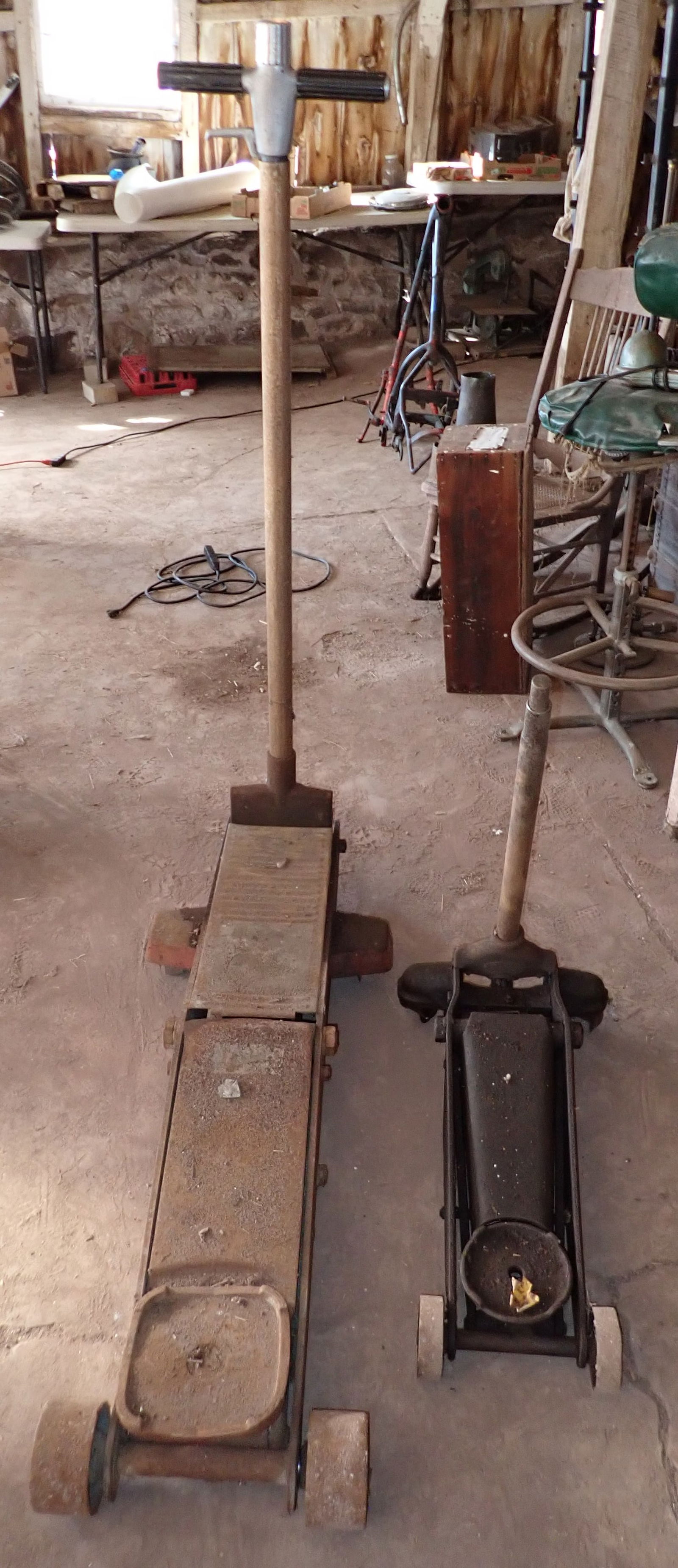 2 Floor Jacks (1 of 3)