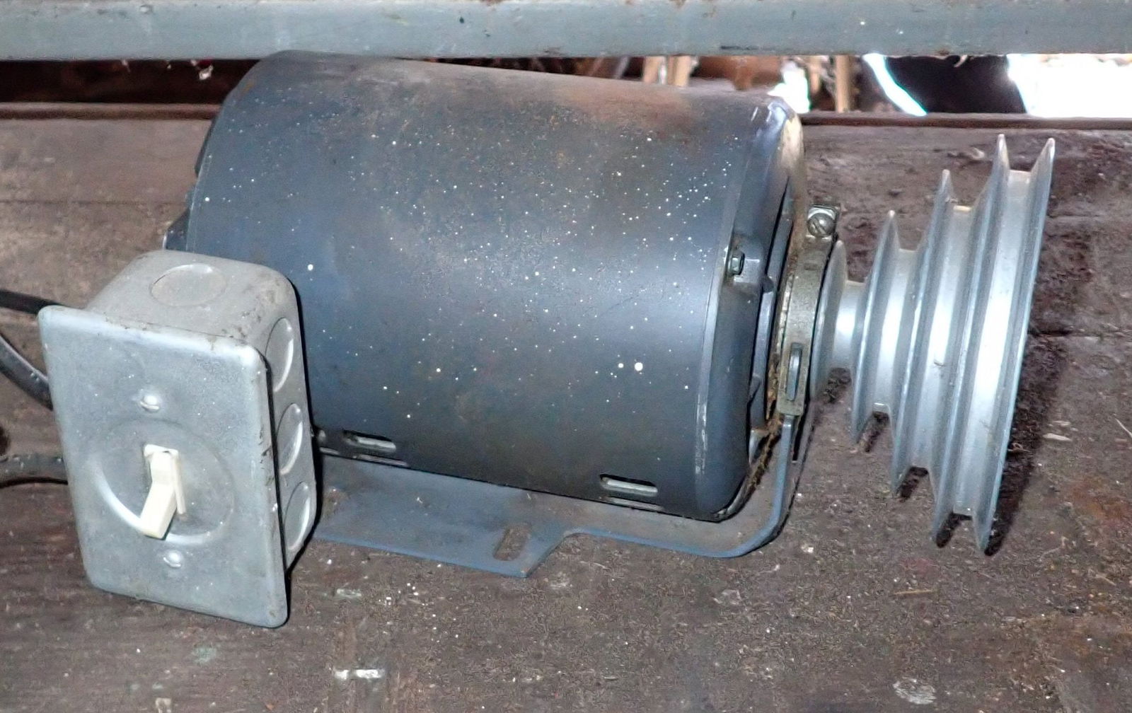 1/3hp General Electric Motor (1 of 4)