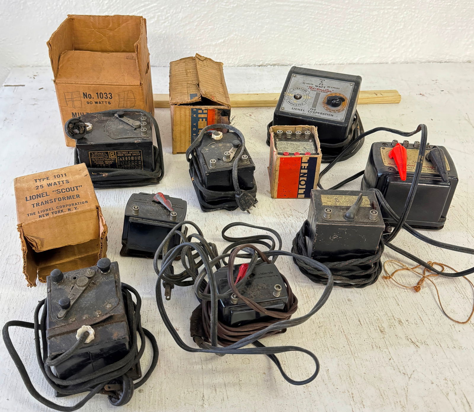 Lionel & Misc Train Transformers (1 of 5)