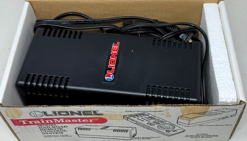 Lionel Trainmaster PH-1 Power House Power Supply: with original box