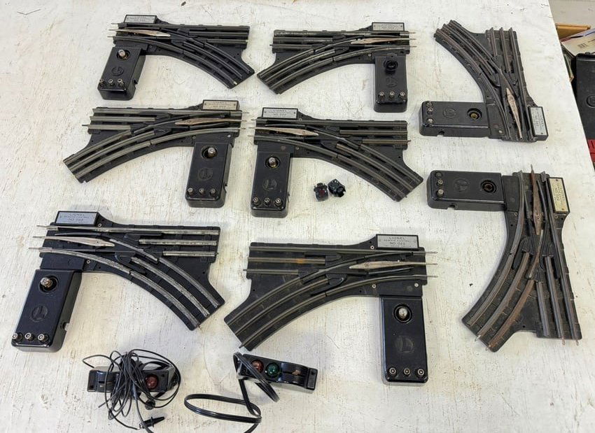 Lionel 022 Switch Tracks (1 of 4)