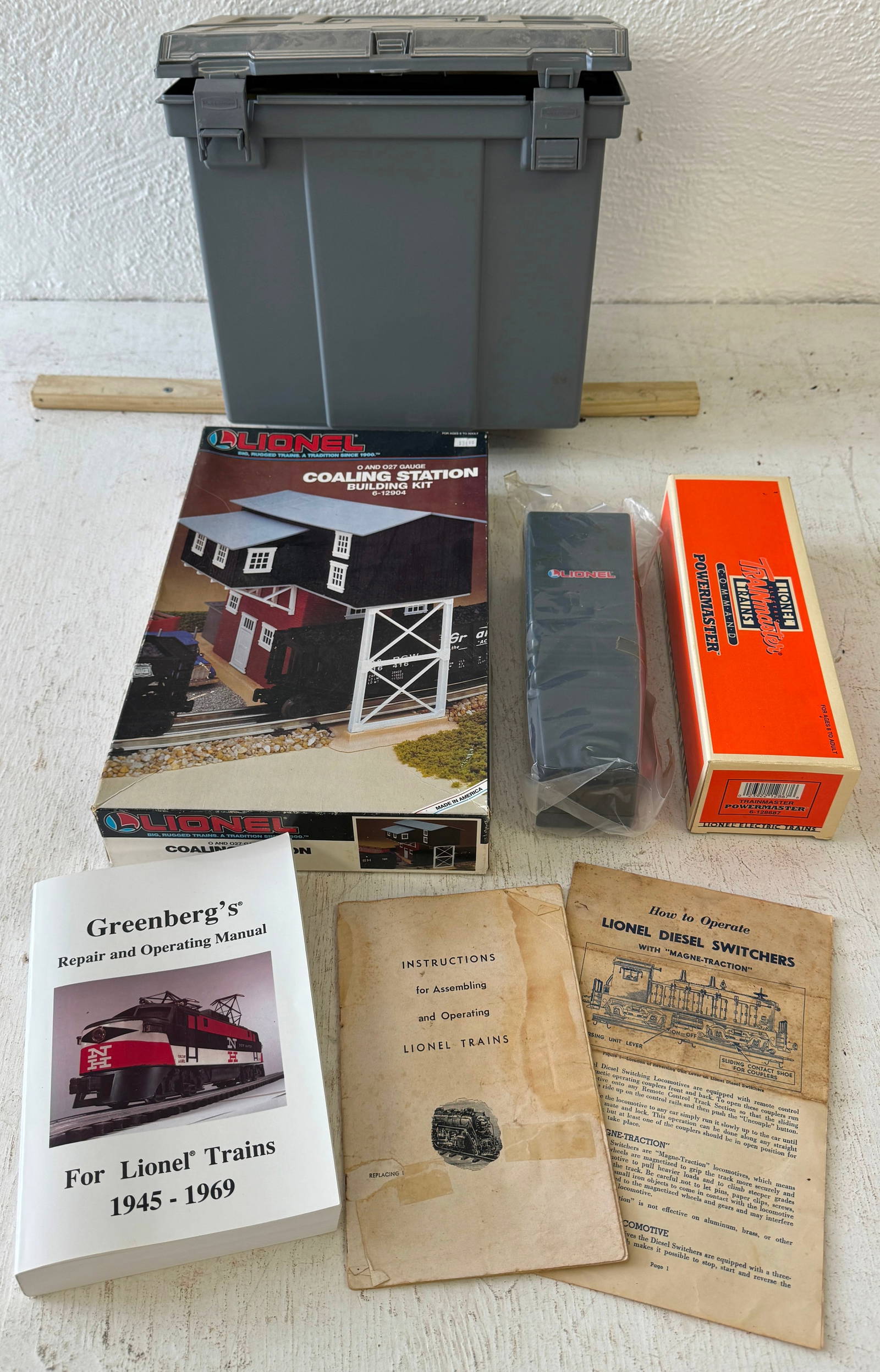 Lionel Trainmaster Command Coaling Station Auction