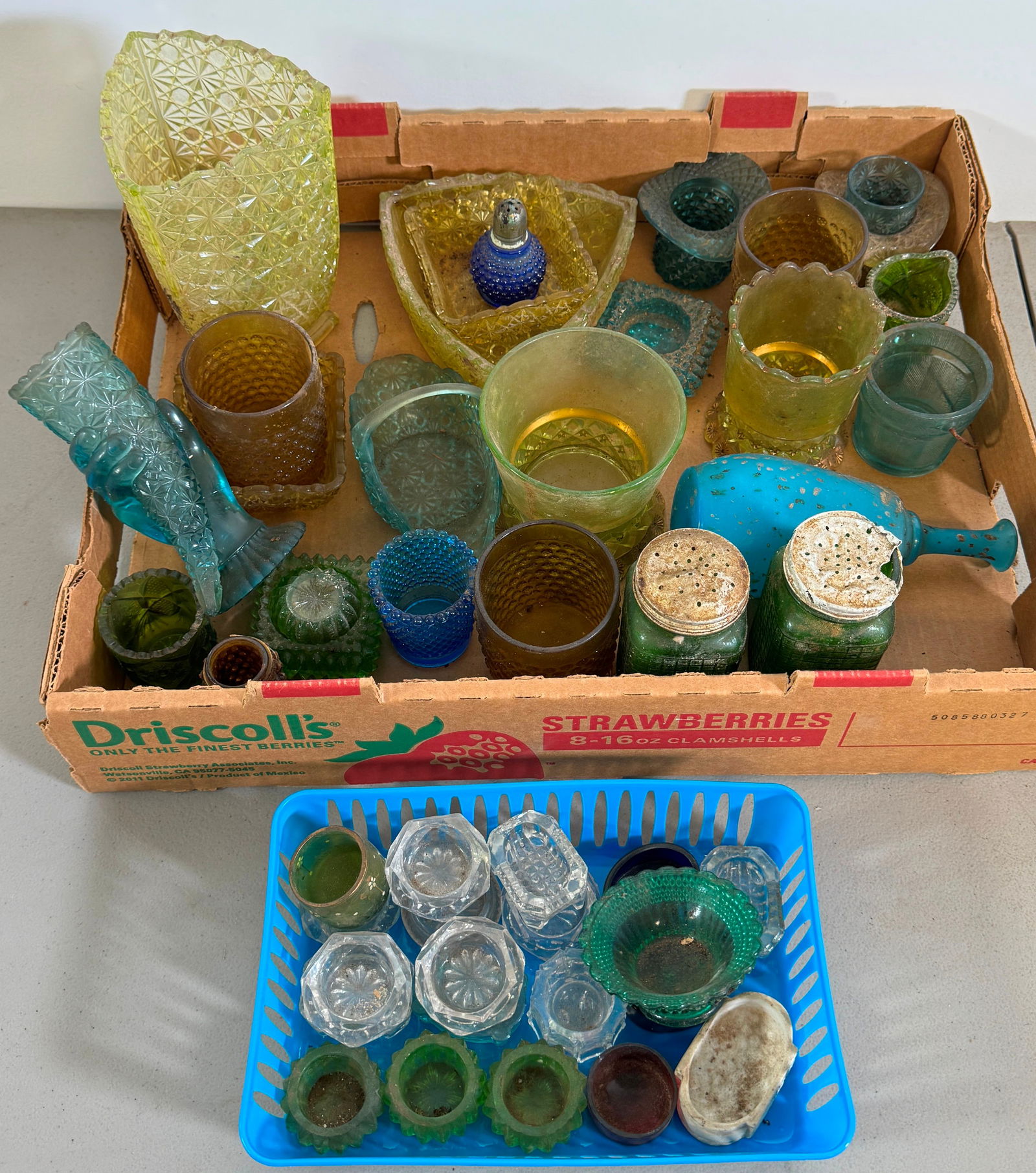 Vases Salts Misc Glassware (1 of 5)