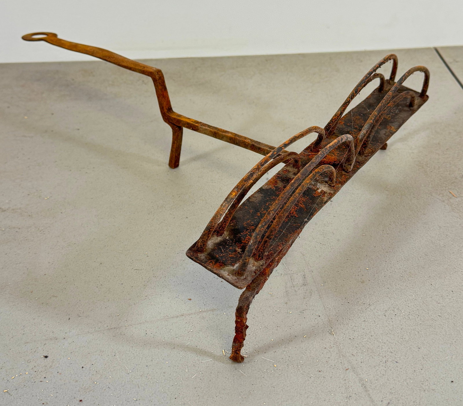 Primitive Fireplace Toaster: Approx 13 1/4" wide, 17 1/2" long, 5" tall.