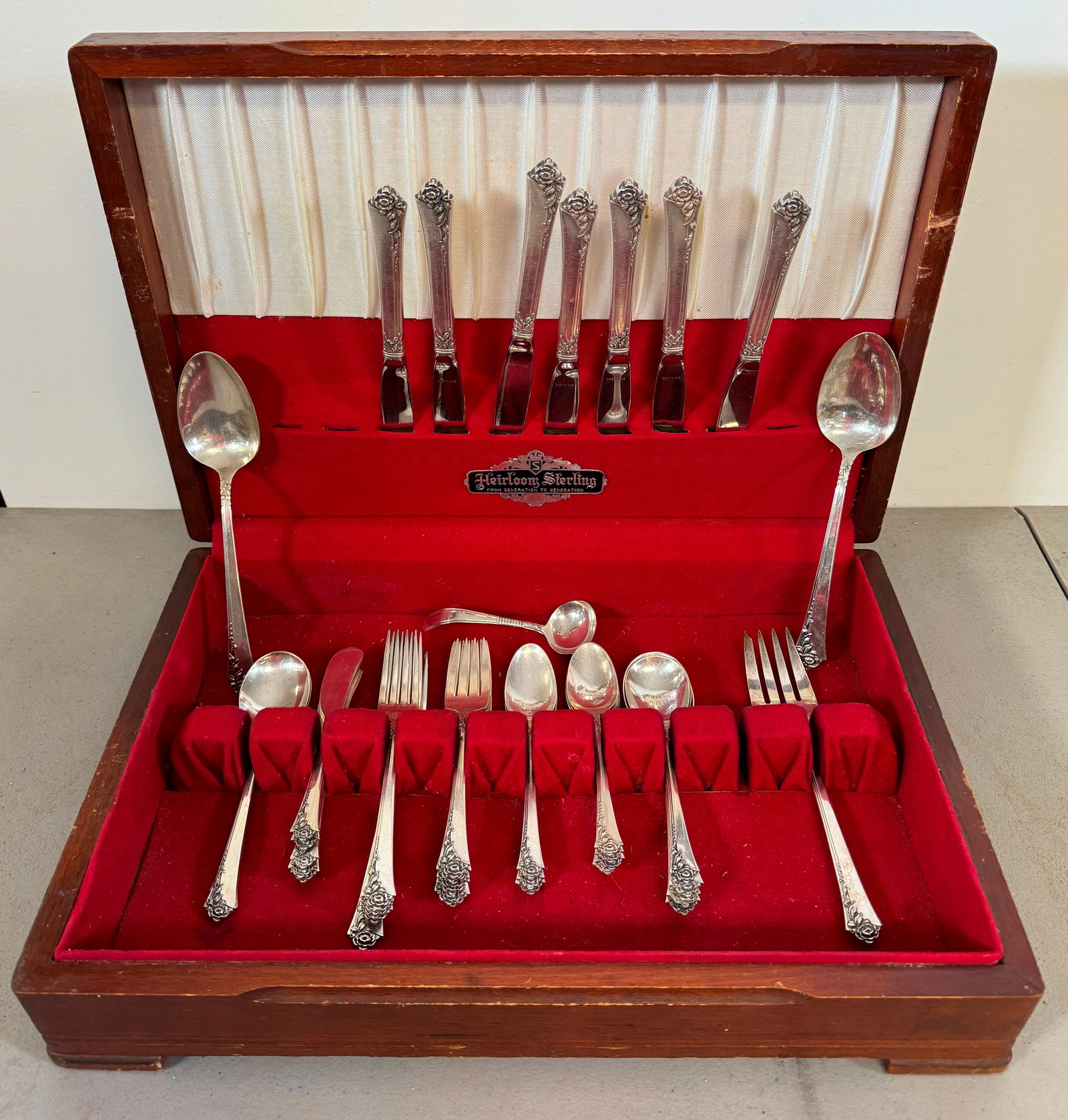 Heirloom Sterling Damask Rose Flatware (1 of 6)