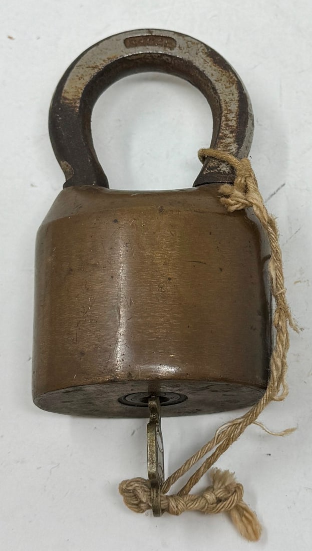 Brass Segal Lock: Approx 1 3/4" x 2 1/2" x 4 3/8"