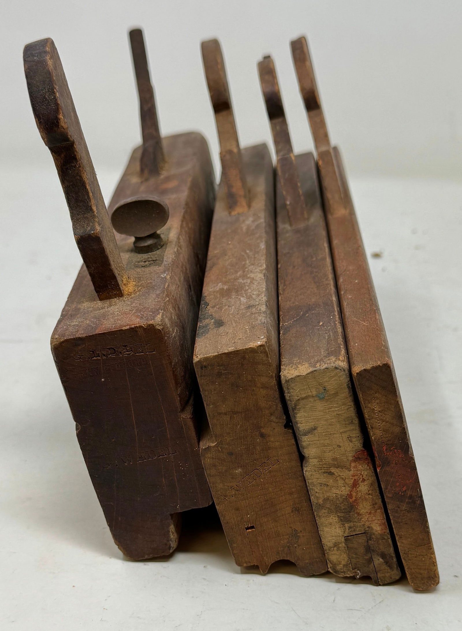 Carpenter Woodworking Molding Planes (1 of 5)