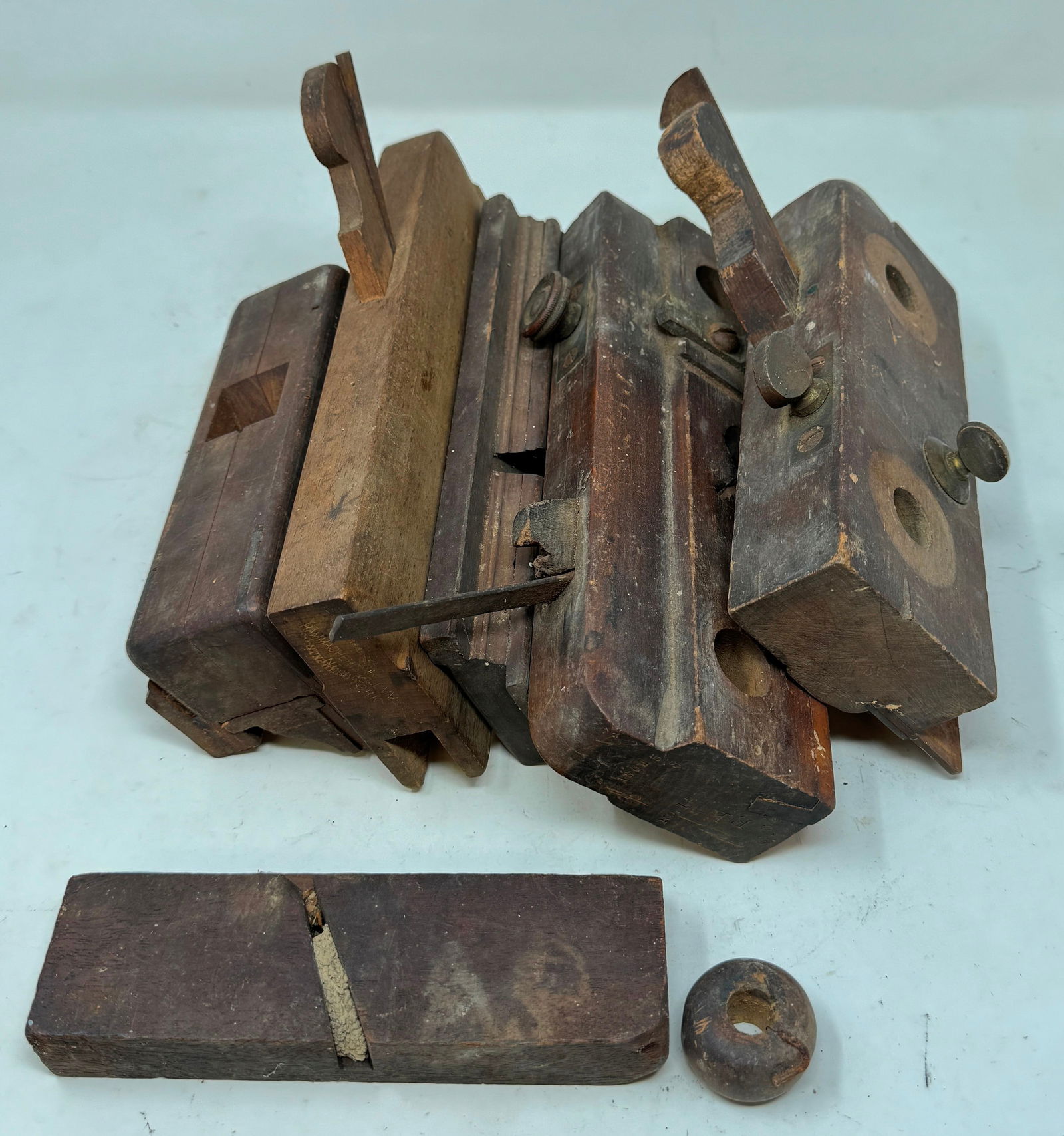 Antique Molding Planes / Parts (1 of 3)