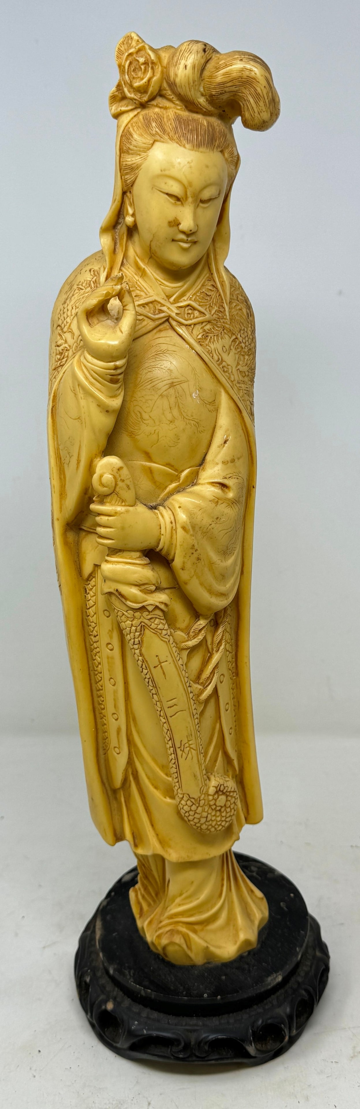 Resin Oriental Japanese Figure (1 of 3)