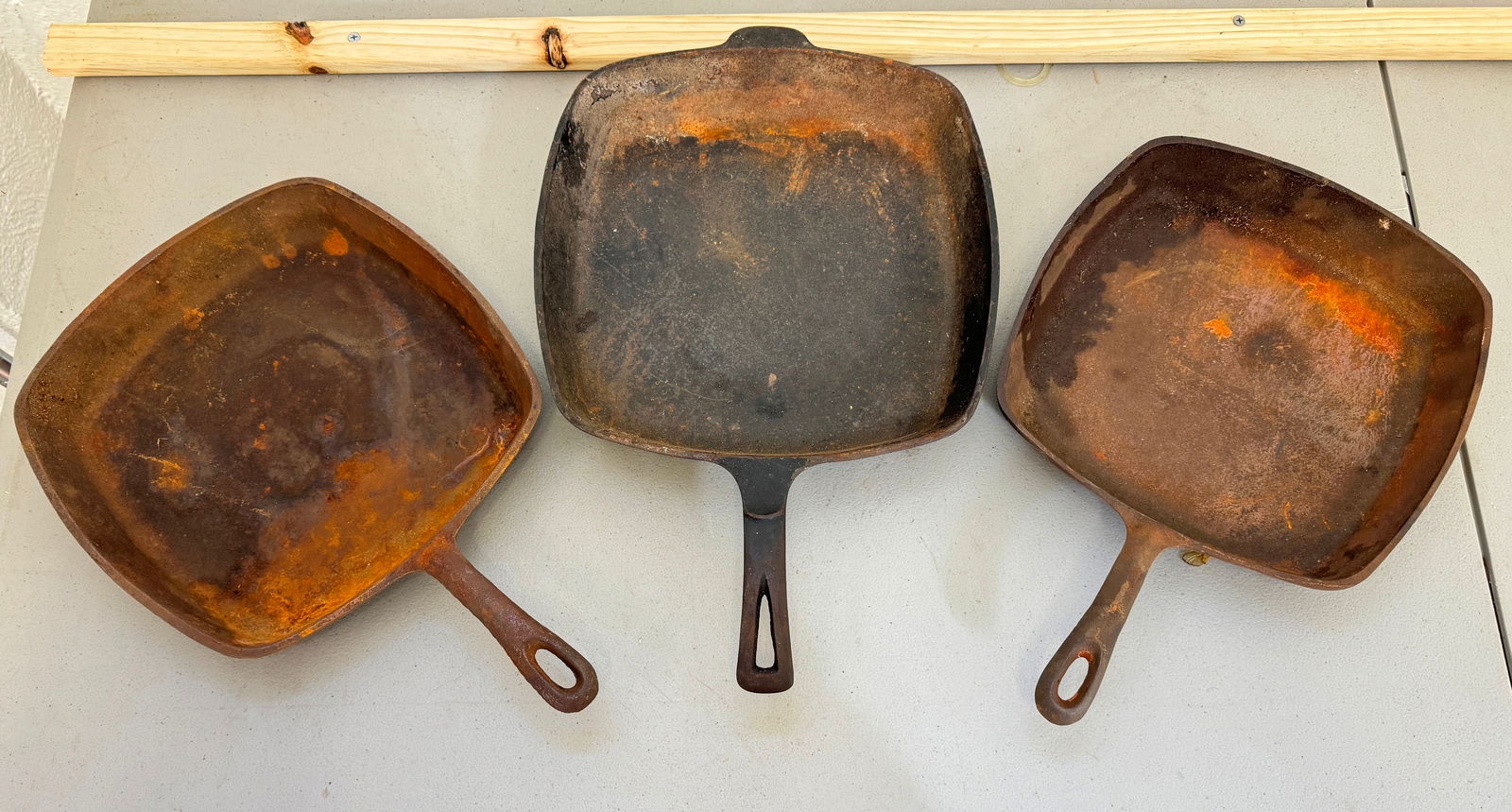 3 Cast Iron Square Skillets (1 of 2)