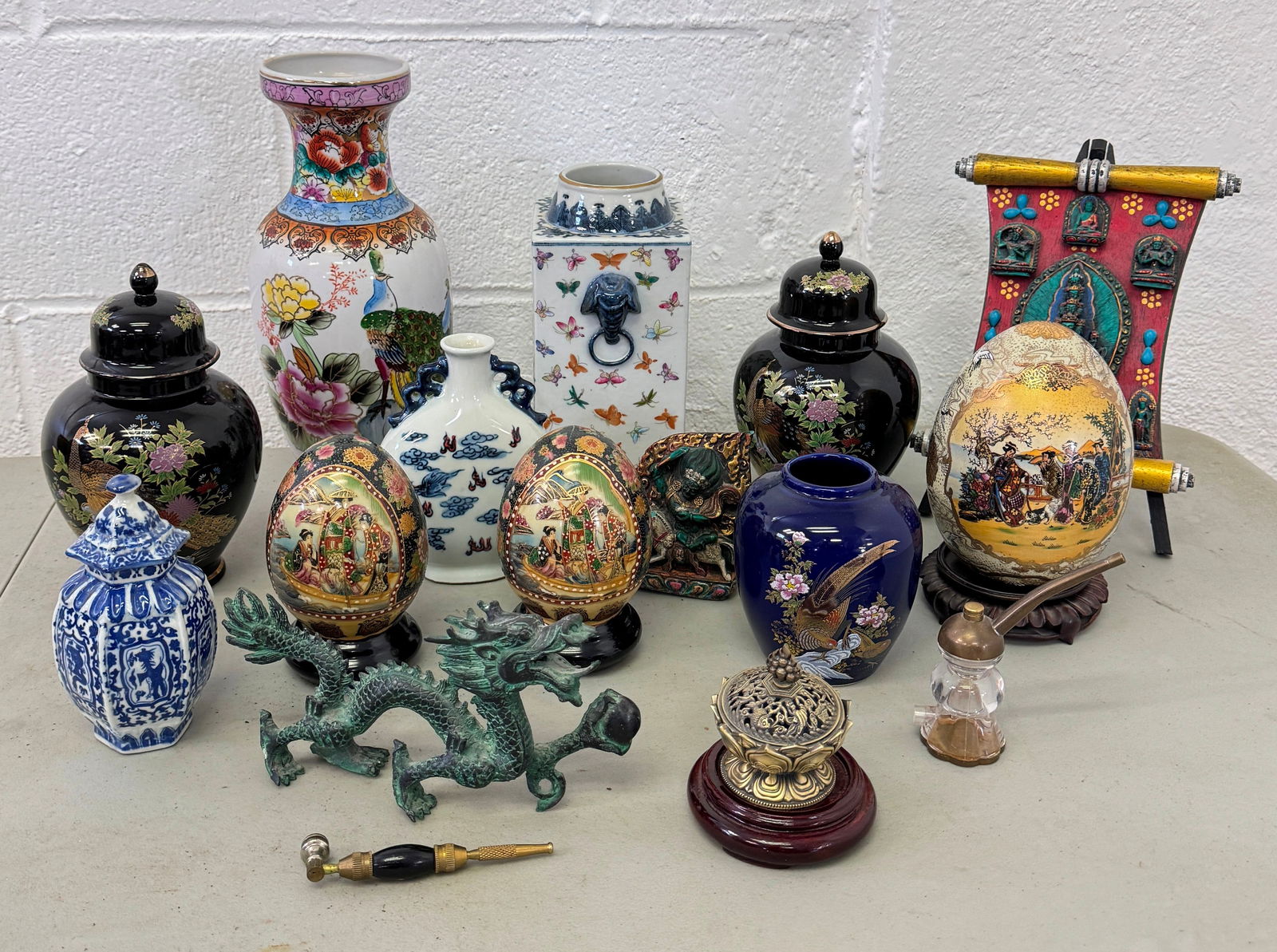 Oriental Vases Incenses Burner Eggs & Misc (1 of 7)