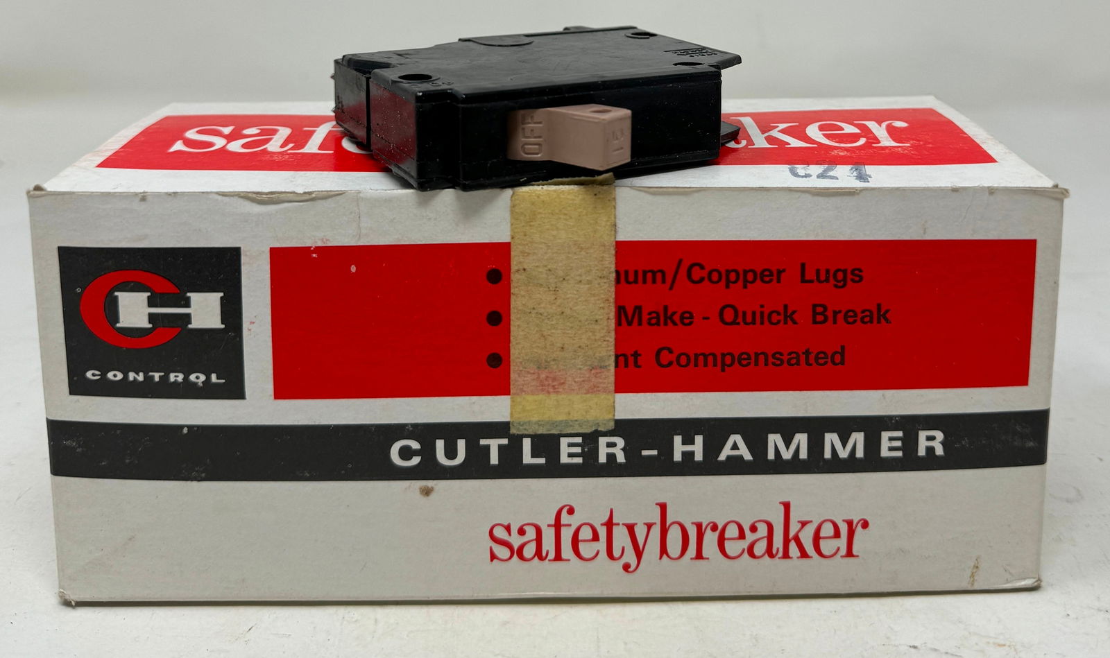 30 Cutler Hammer CH115 Single Pole Breakers (1 of 3)