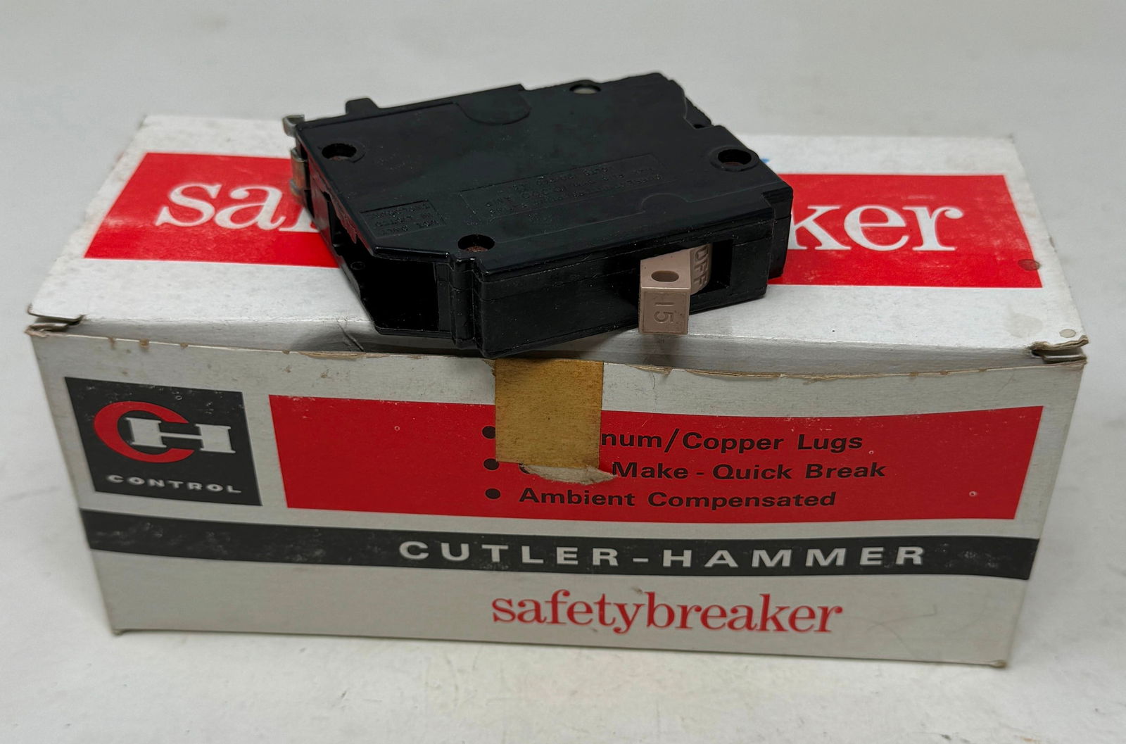 30 Cutler Hammer CH115 Single Pole Breakers (1 of 2)