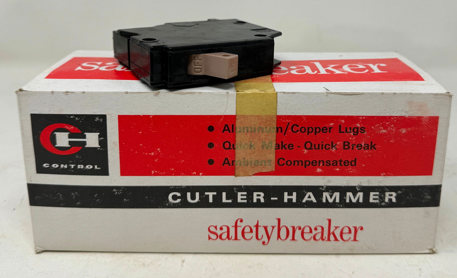 30 Cutler Hammer CH115 15 amp Single Pole Breakers (1 of 2)