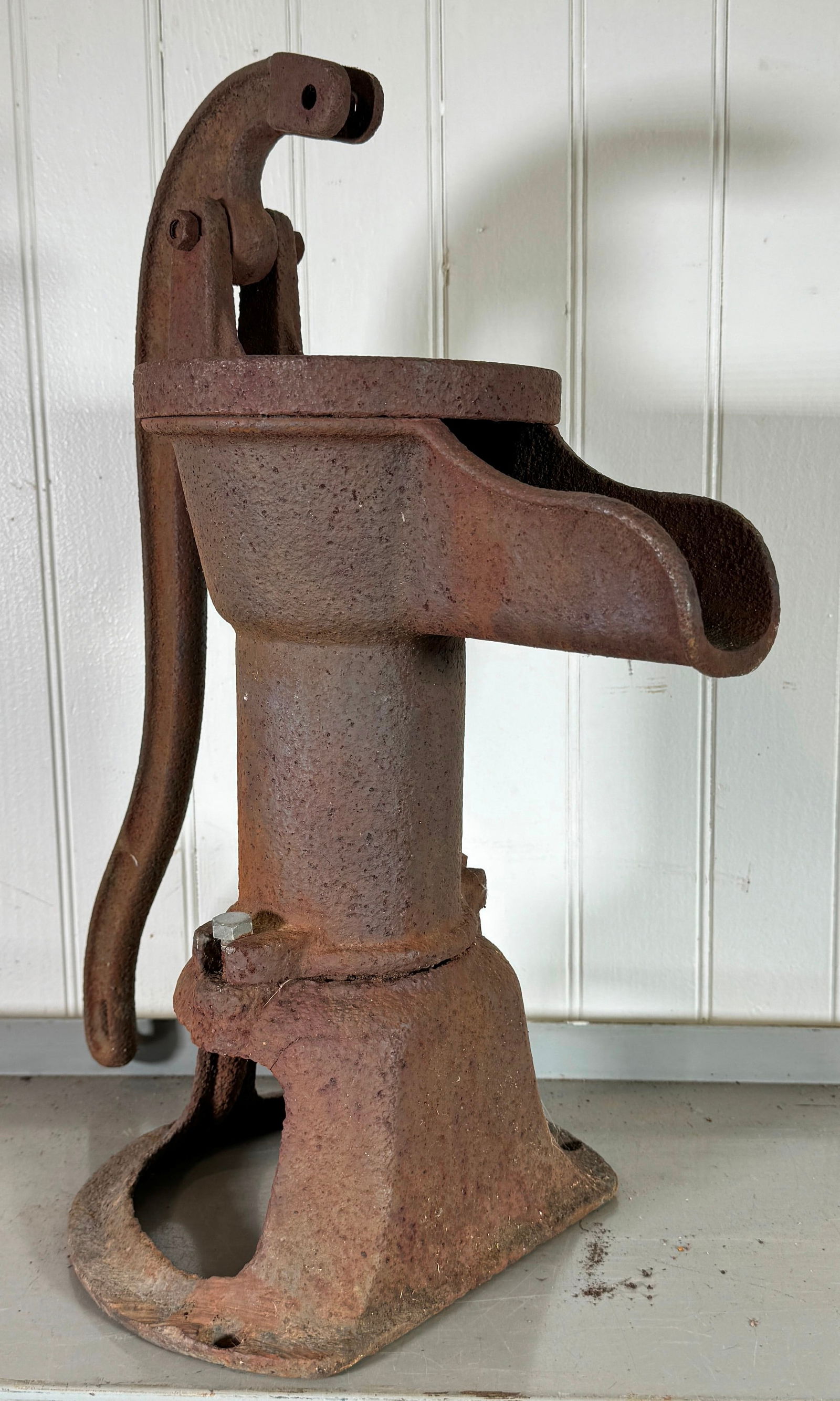 Nelson Bros.  Cast Iron Well Pump (1 of 4)