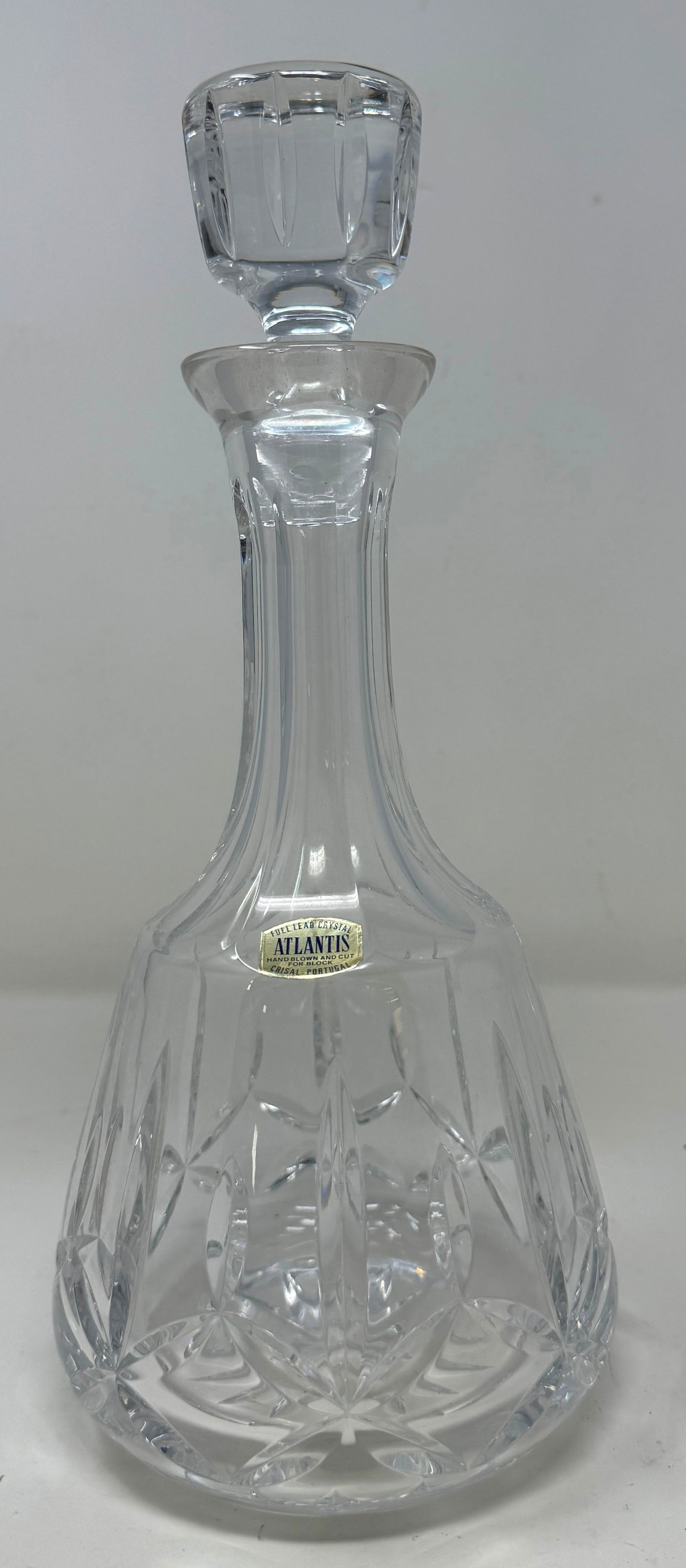 Atlantis Hand Blown & Cut Decanter (1 of 2)