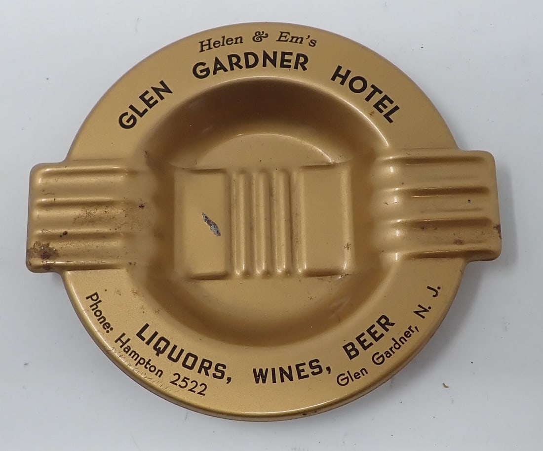 Glen Gardner NJ Hotel Ashtray (1 of 1)