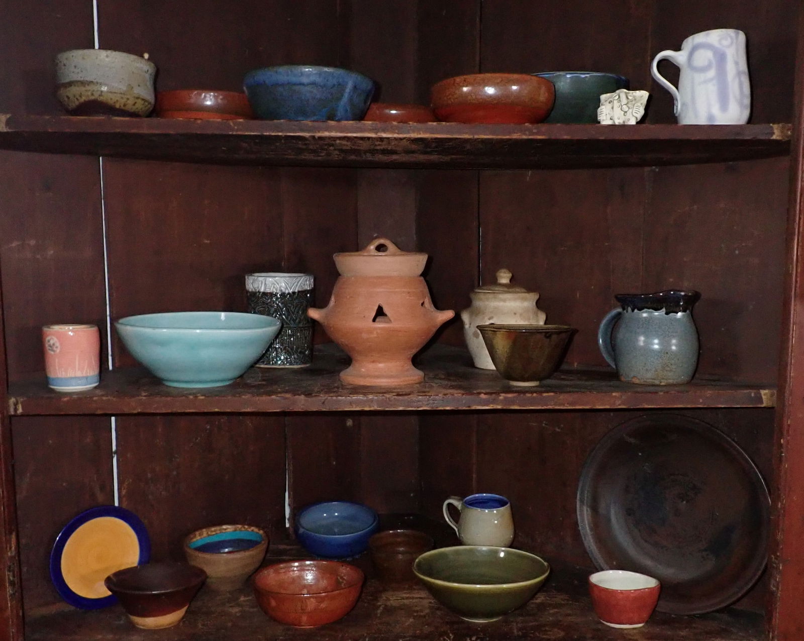 WB Signed & Misc Pottery (1 of 14)