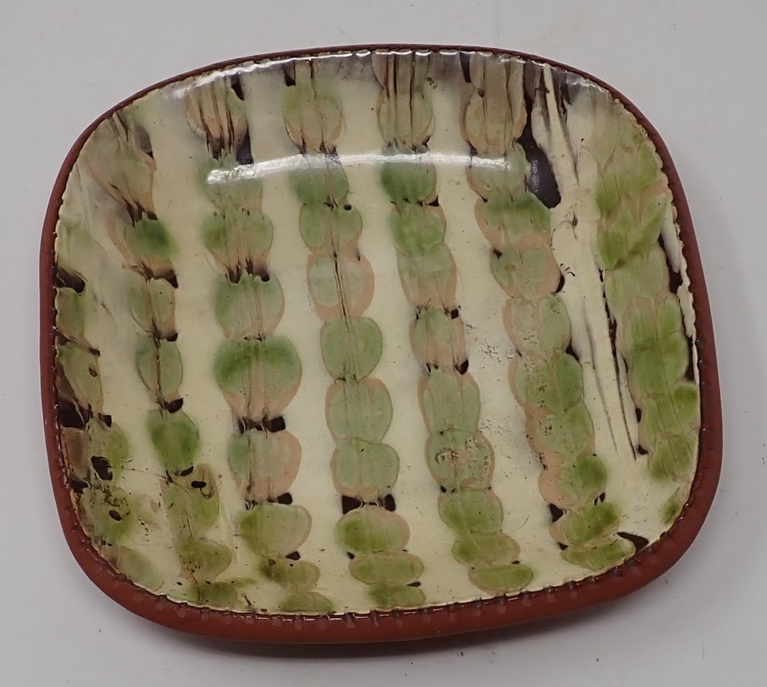 Tamashausky Redware Slip Dish (1 of 2)