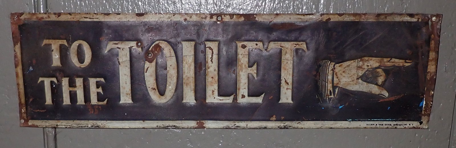 Tin Toilet Sign (1 of 1)