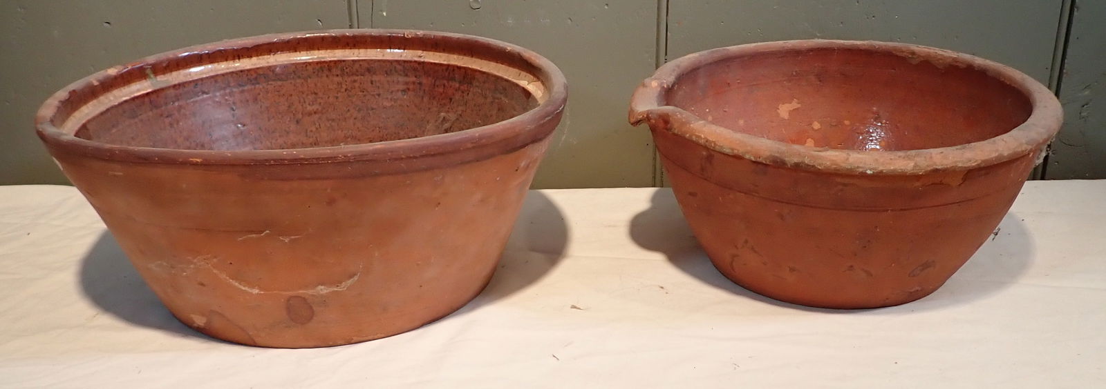 2 Redware Mixing Bowls (1 of 8)