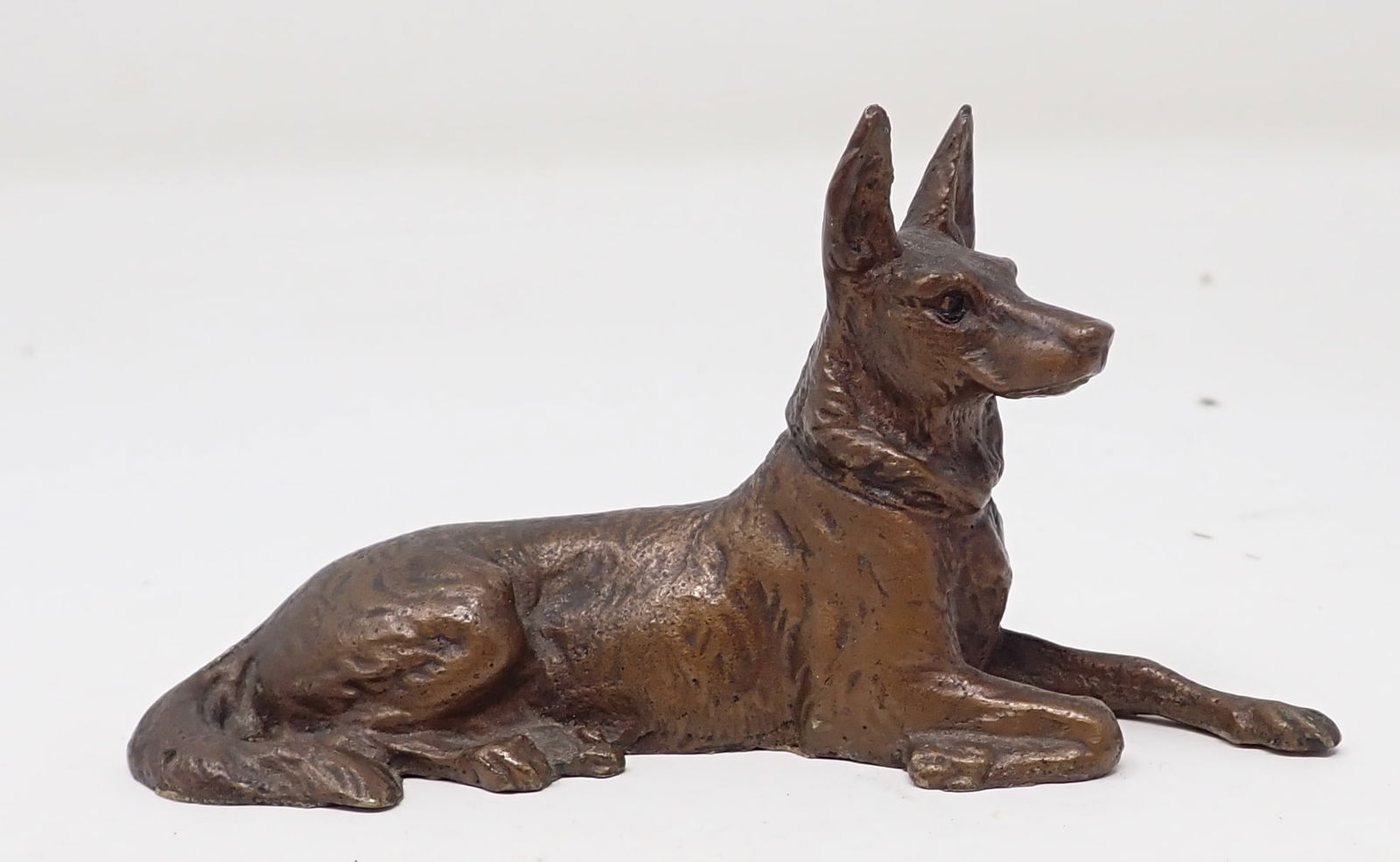 Bronze German Shepherd (1 of 2)