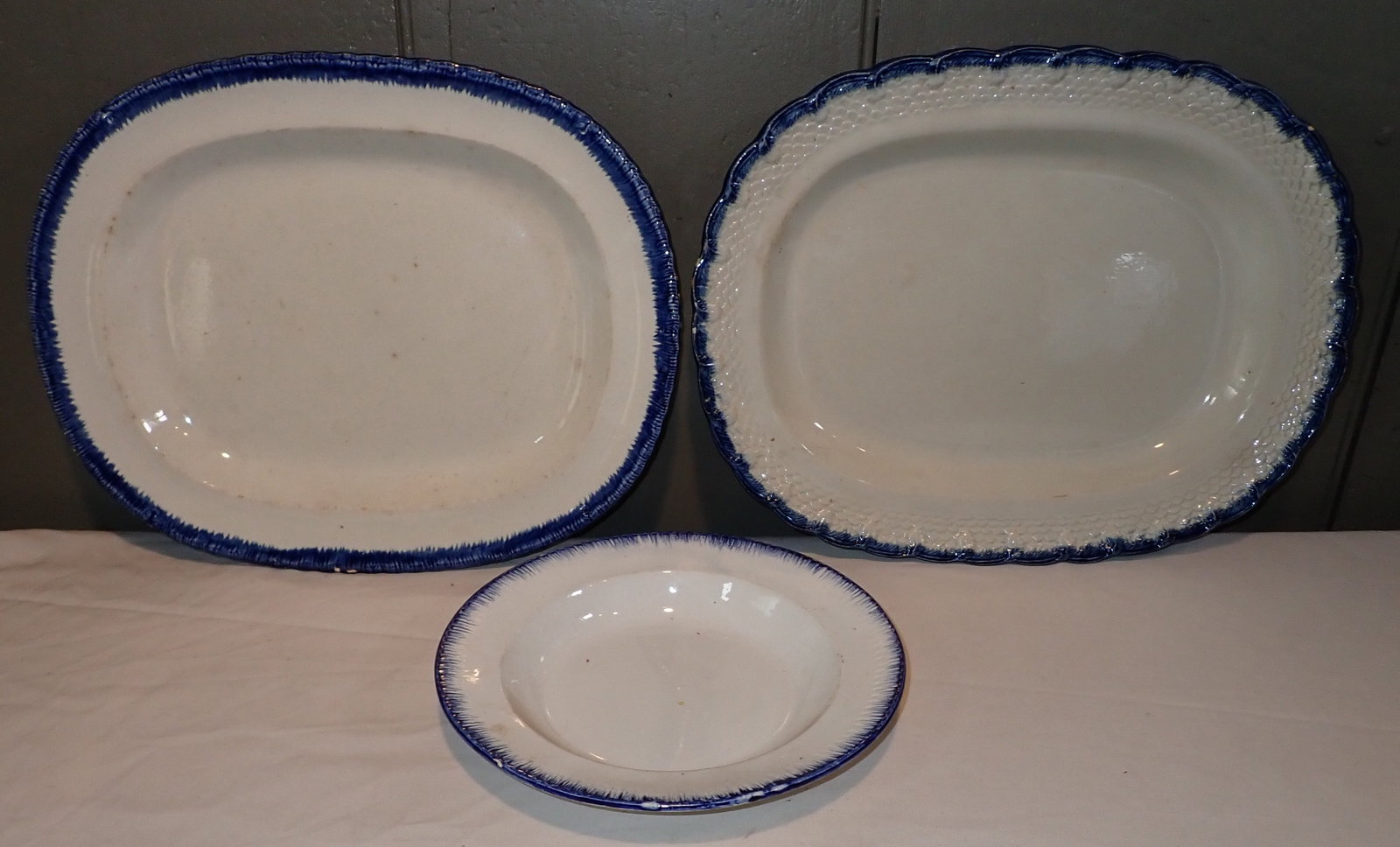 Leeds Platters & Bowl (1 of 11)