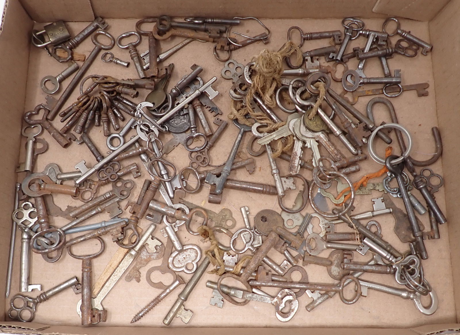 Skeleton & Misc Keys (1 of 5)