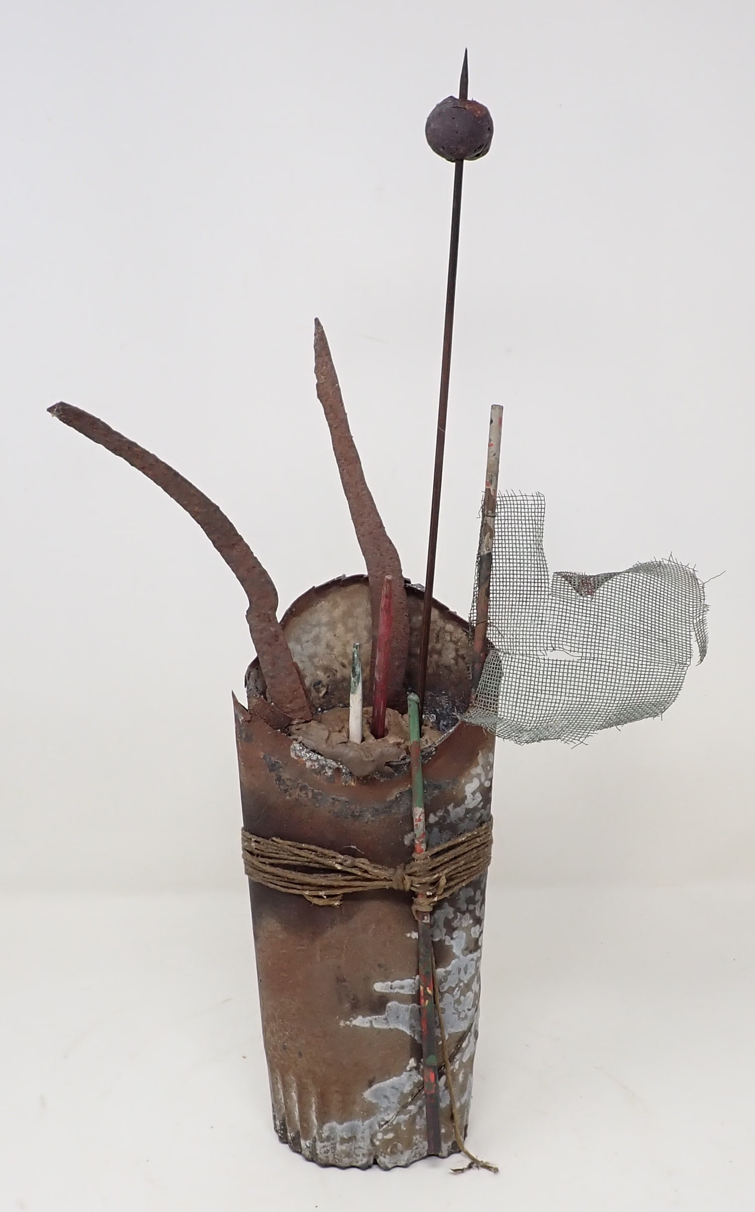 Water Spout Wall Art: Apprx 18 1/4" tall. NO SHIPPING