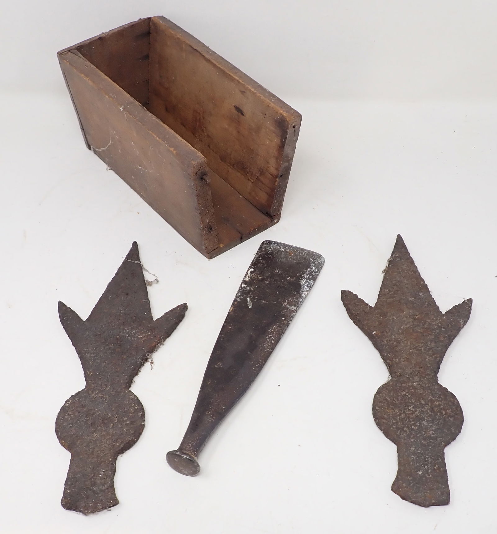 2 Iron Architectural Pieces (1 of 2)