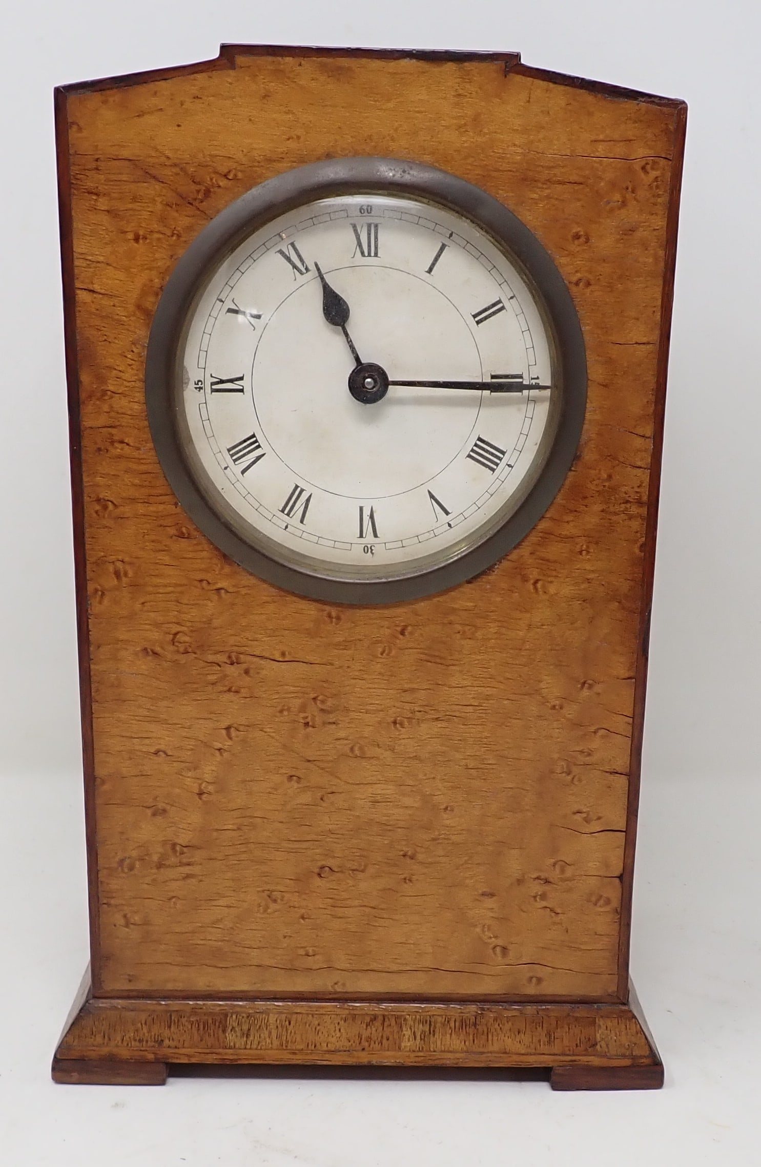 Mantle Clock: Approx 4 1/8" x 5 1/2" x 10" tall.