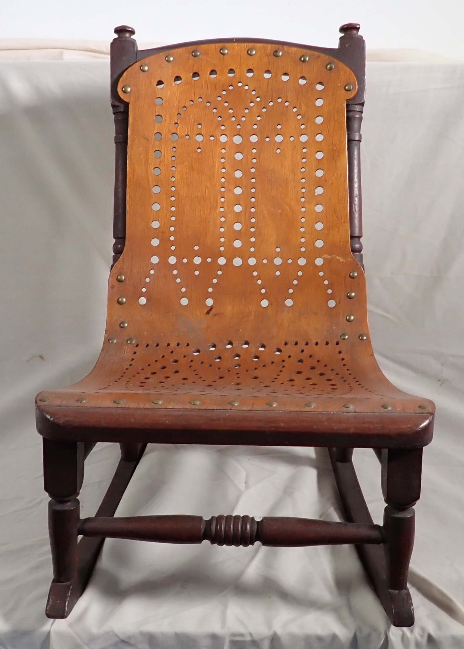 1872 Gardner's Patent Glen Gardner NJ Childs Rocker (1 of 10)