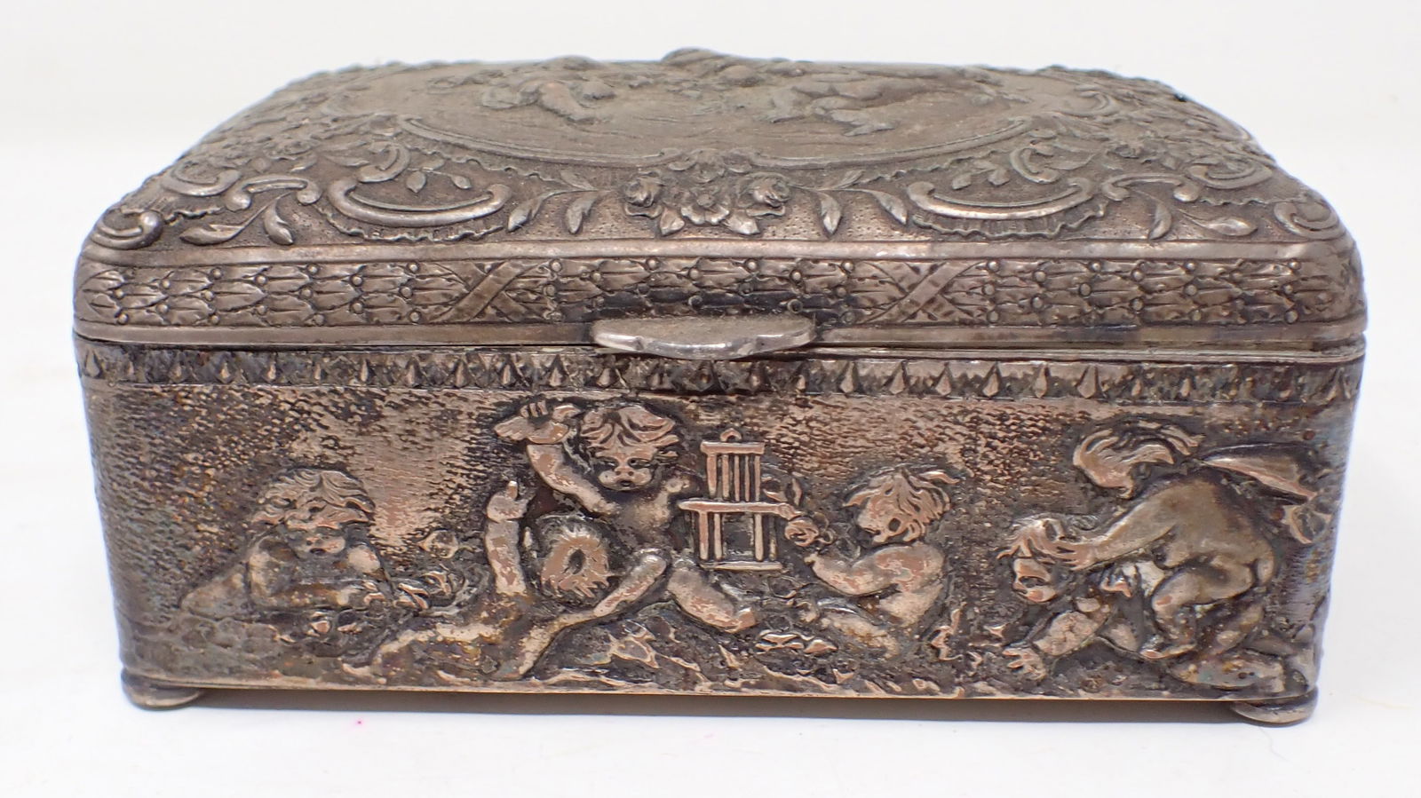 Silverplate Trinket Box w/ Cherubs (1 of 9)